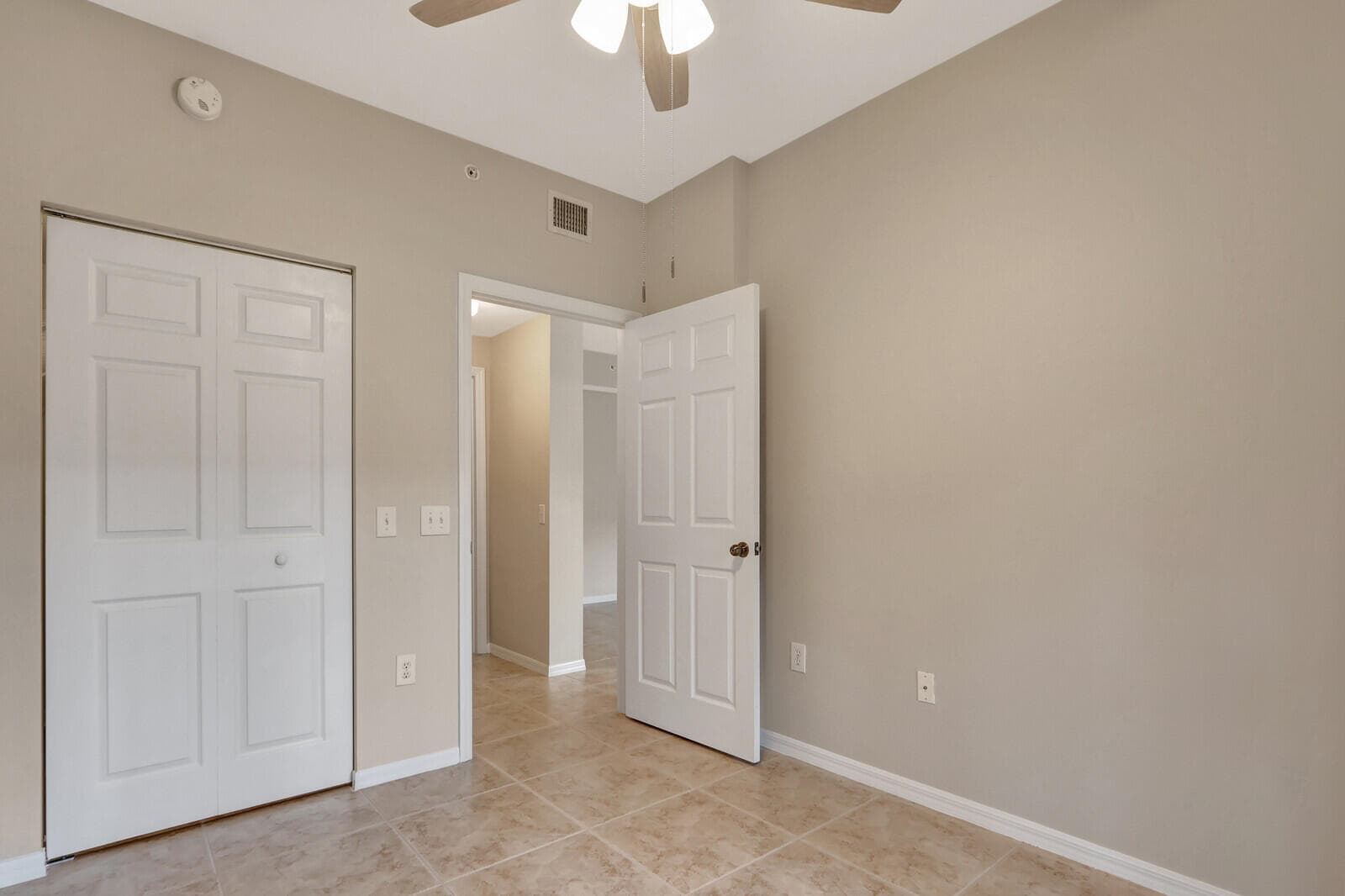 2804 Sarento Place 113, Palm Beach Gardens, FL 33410 — photo 15 of 61