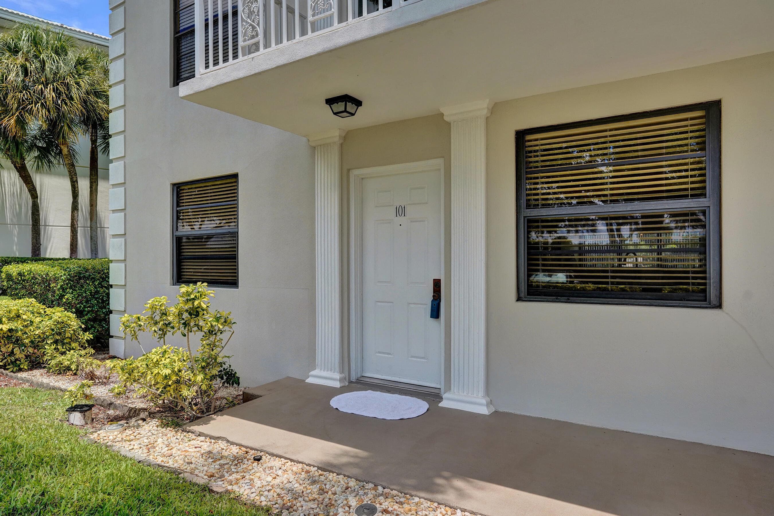 6037 Balboa Circle 101, Boca Raton, FL 33433 — photo 3 of 29