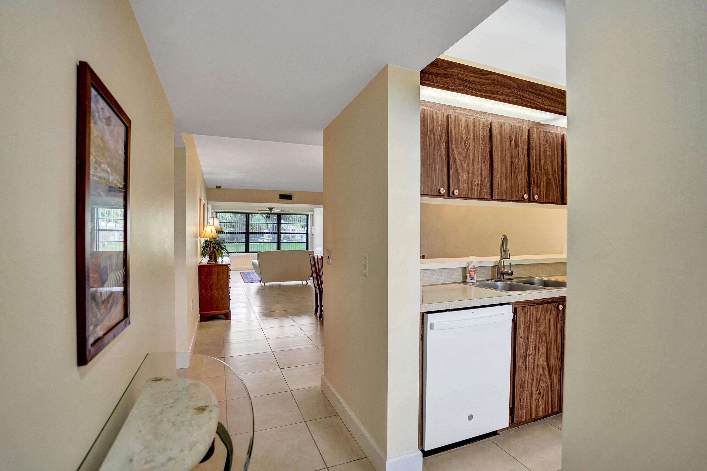 6037 Balboa Circle 101, Boca Raton, FL 33433 — photo 4 of 29