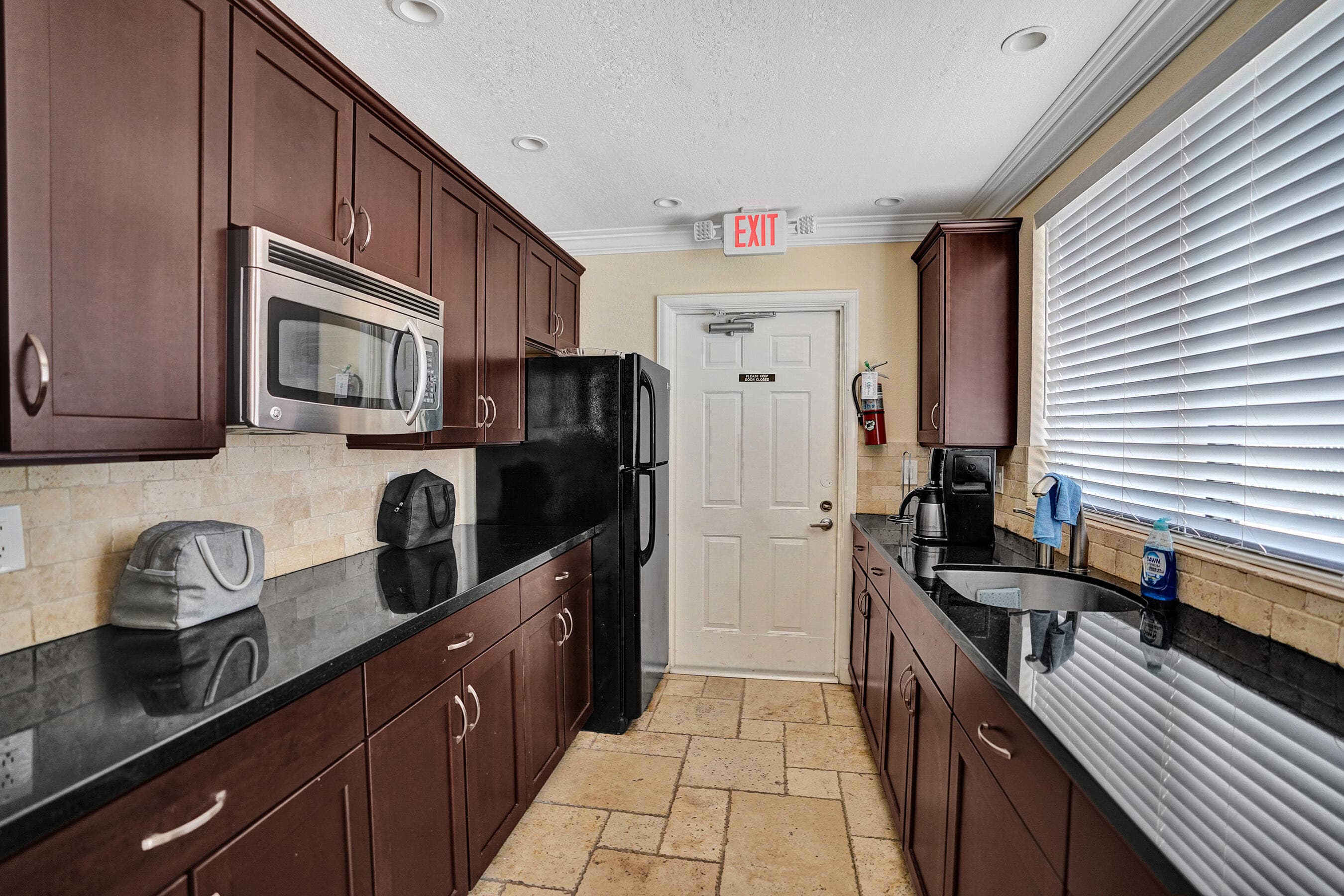 6037 Balboa Circle 101, Boca Raton, FL 33433 — photo 26 of 29