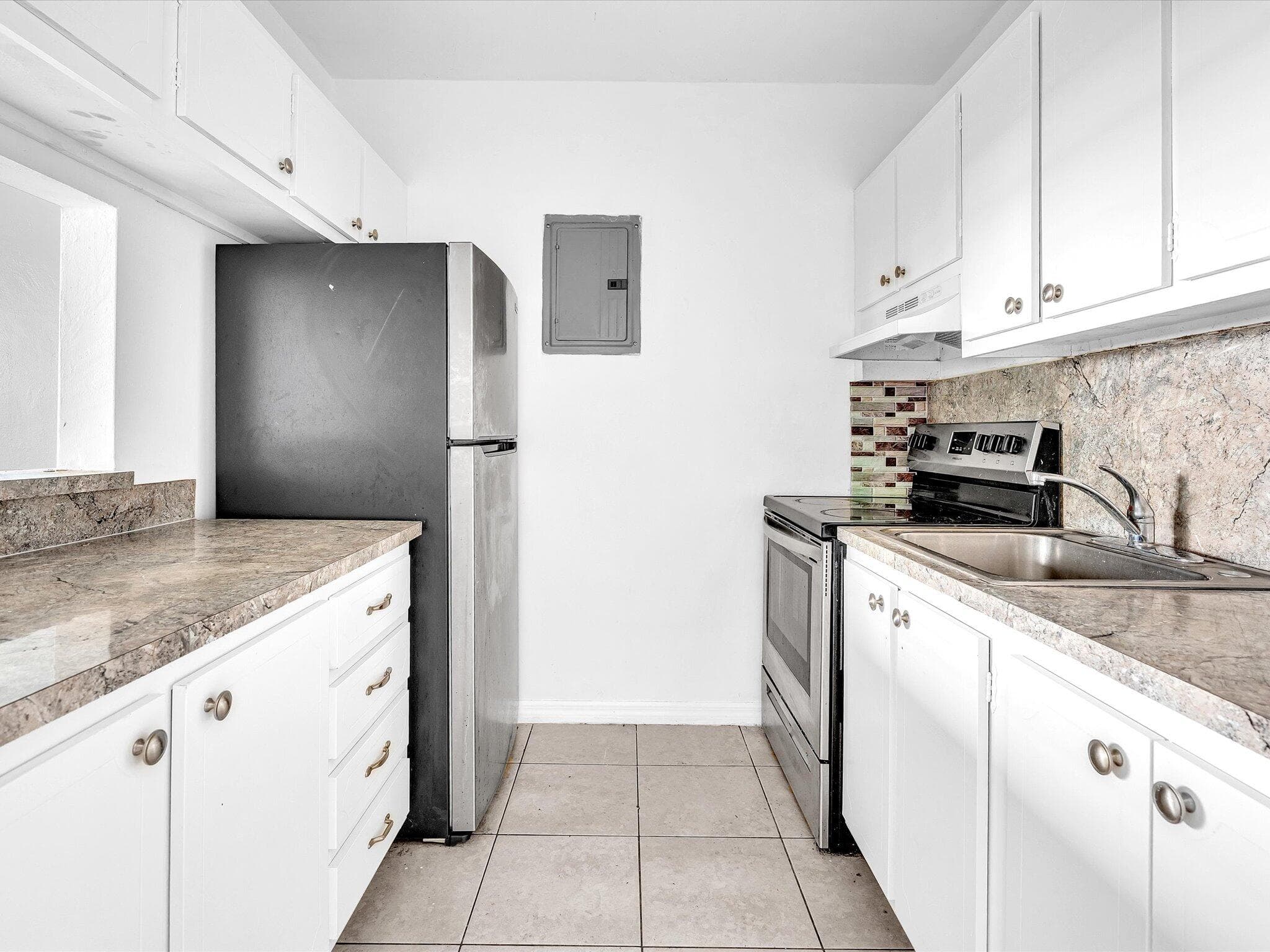2915 Plunkett Street 5d, Hollywood, FL 33020 — photo 14 of 46