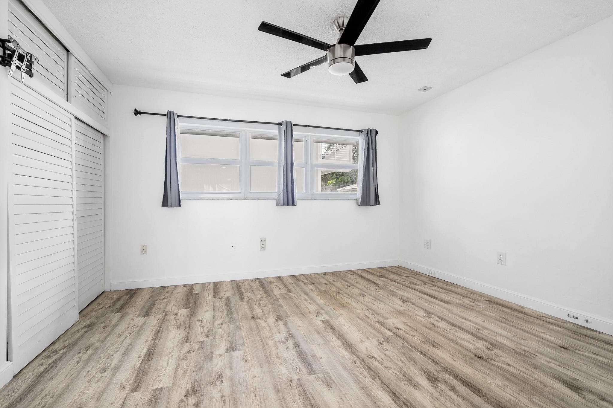 1110 N Riverside Drive 20, Pompano Beach, FL 33062 — photo 21 of 34