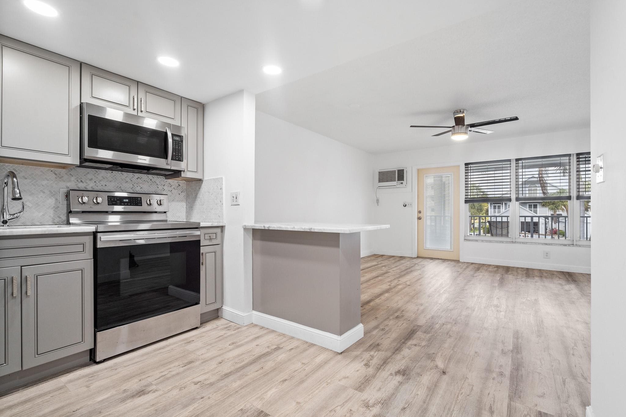 1110 N Riverside Drive 20, Pompano Beach, FL 33062 — photo 24 of 34