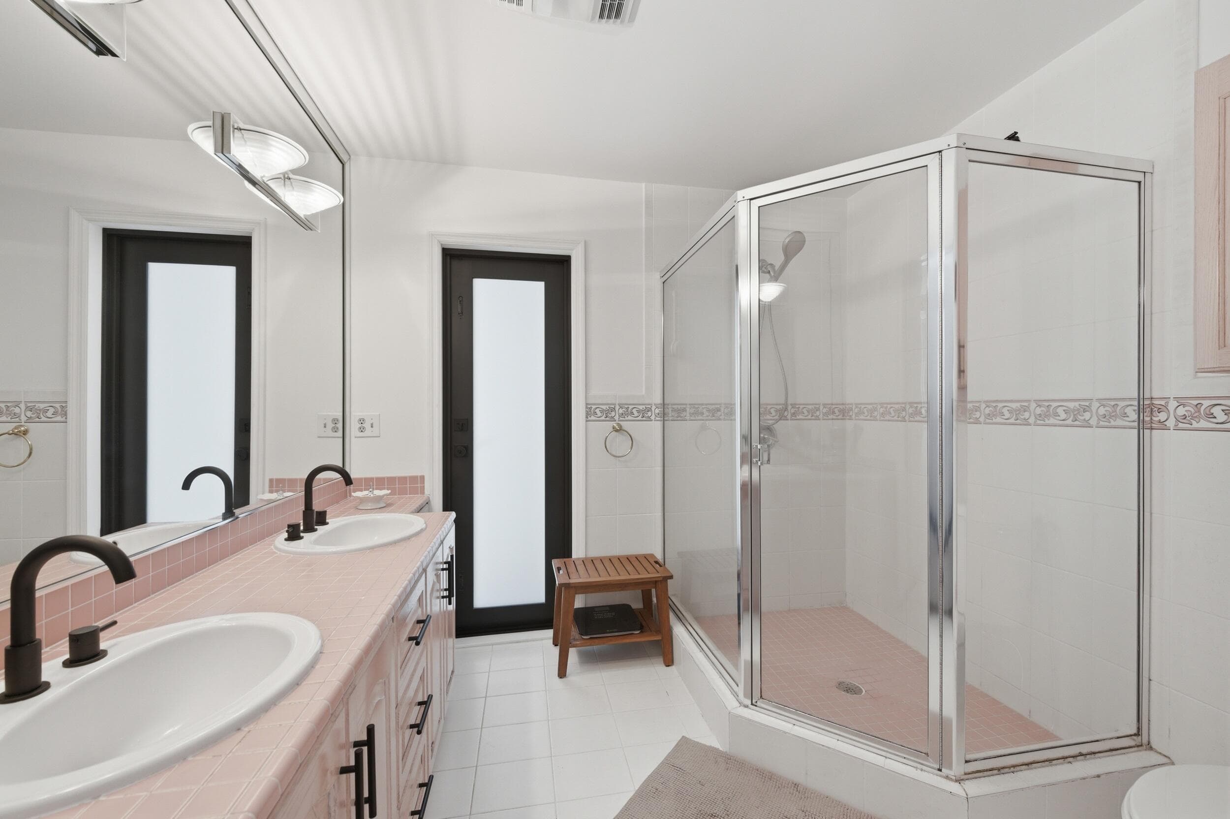 1630 NW 118th Avenue, Pembroke Pines, FL 33026 — photo 17 of 35