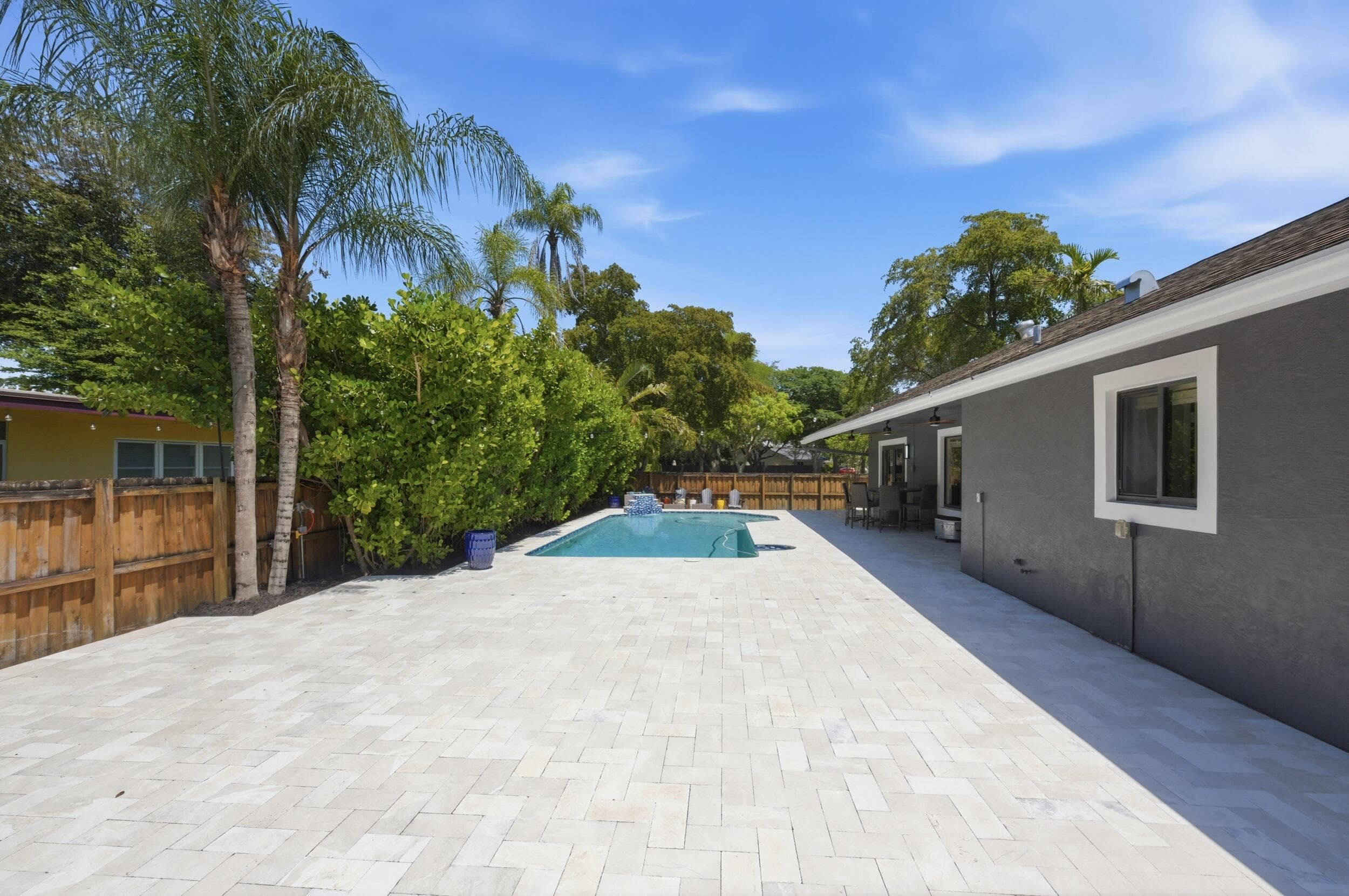 1630 NW 118th Avenue, Pembroke Pines, FL 33026 — photo 27 of 35