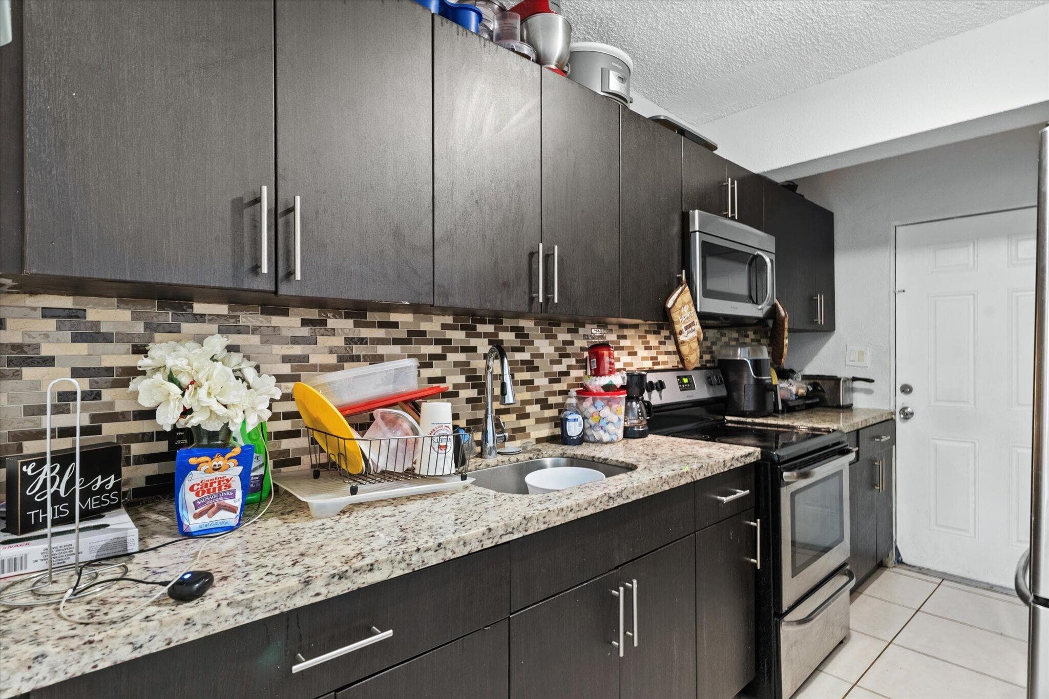 1210 NW 30th Avenue 1-3, Fort Lauderdale, FL 33311 — photo 5 of 37