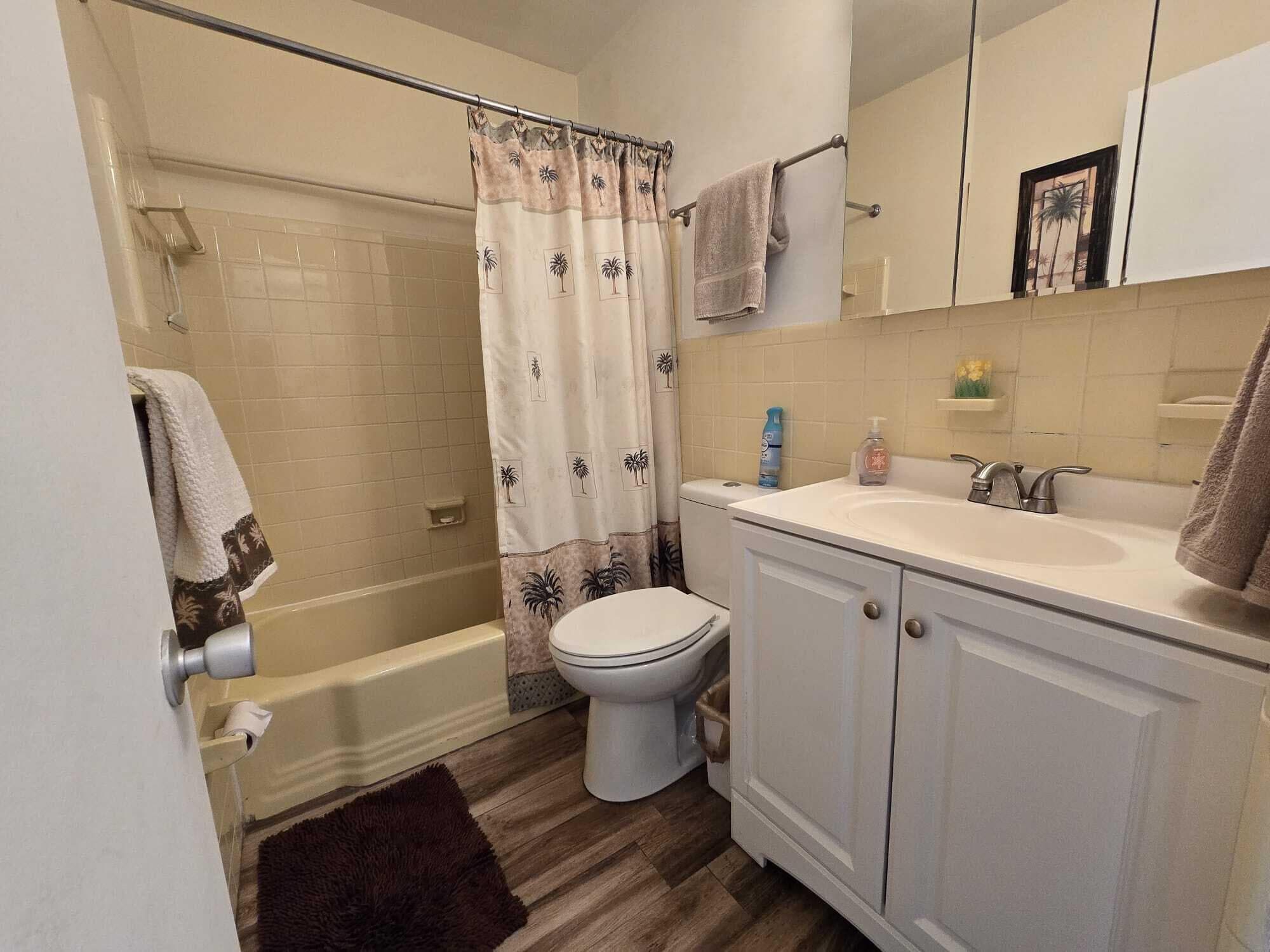 1000 SW 10th Avenue SW 19p, Hallandale Beach, FL 33009 — photo 7 of 18