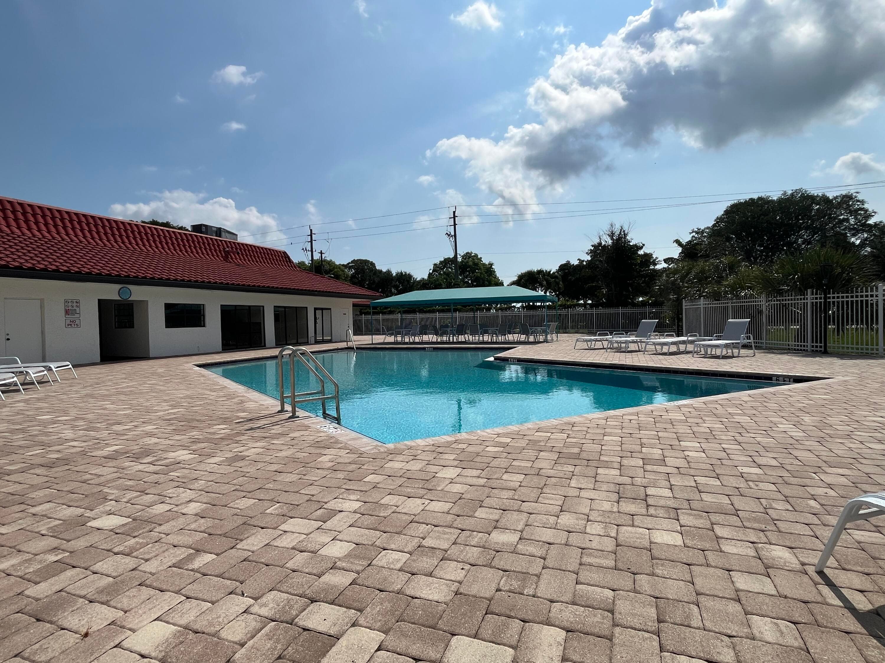 2500 Fiore Way 1110, Delray Beach, FL 33445 — photo 12 of 13