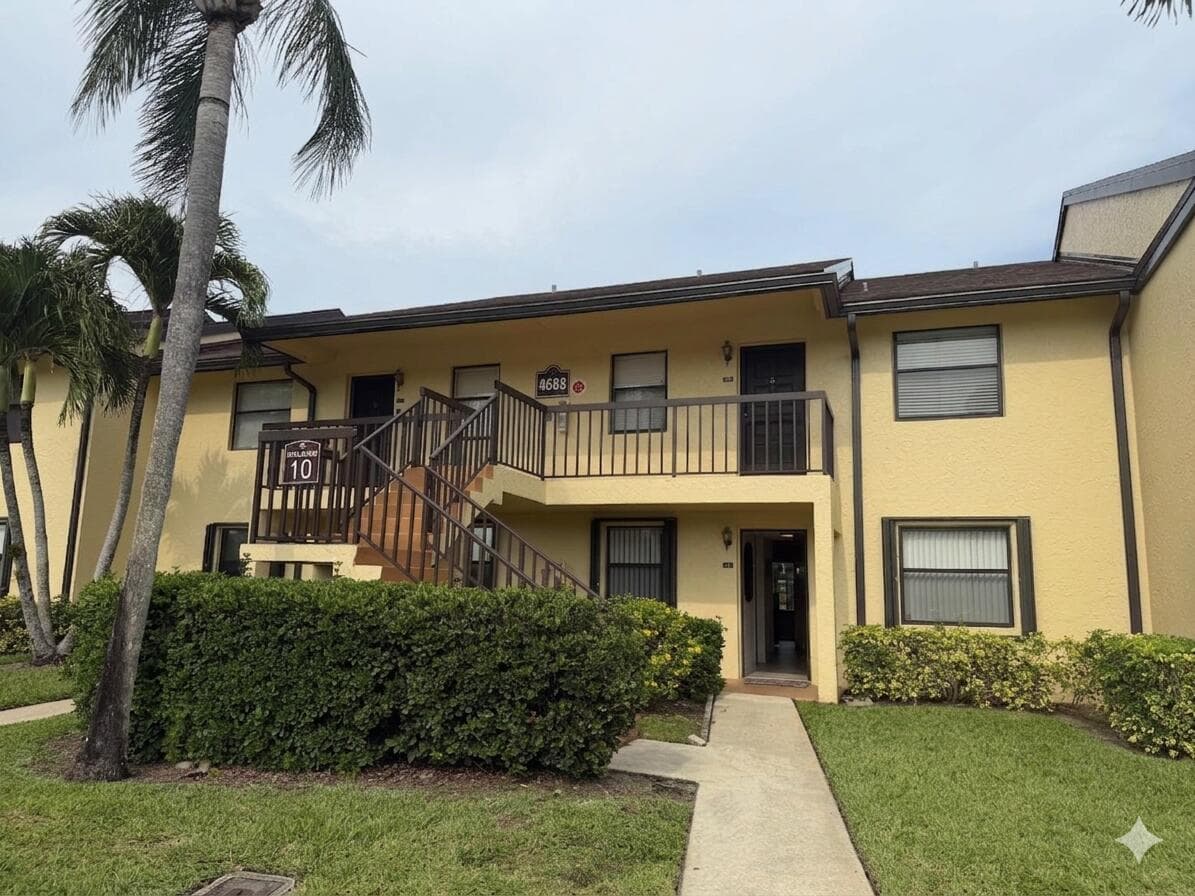 4688 Lucerne Lakes Blvd Boulevard E 104, Lake Worth, FL 33467 — photo 1 of 35