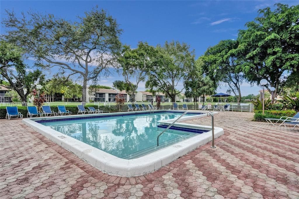 2297 SW 15th Street 125, Deerfield Beach, FL 33442 — photo 26 of 29