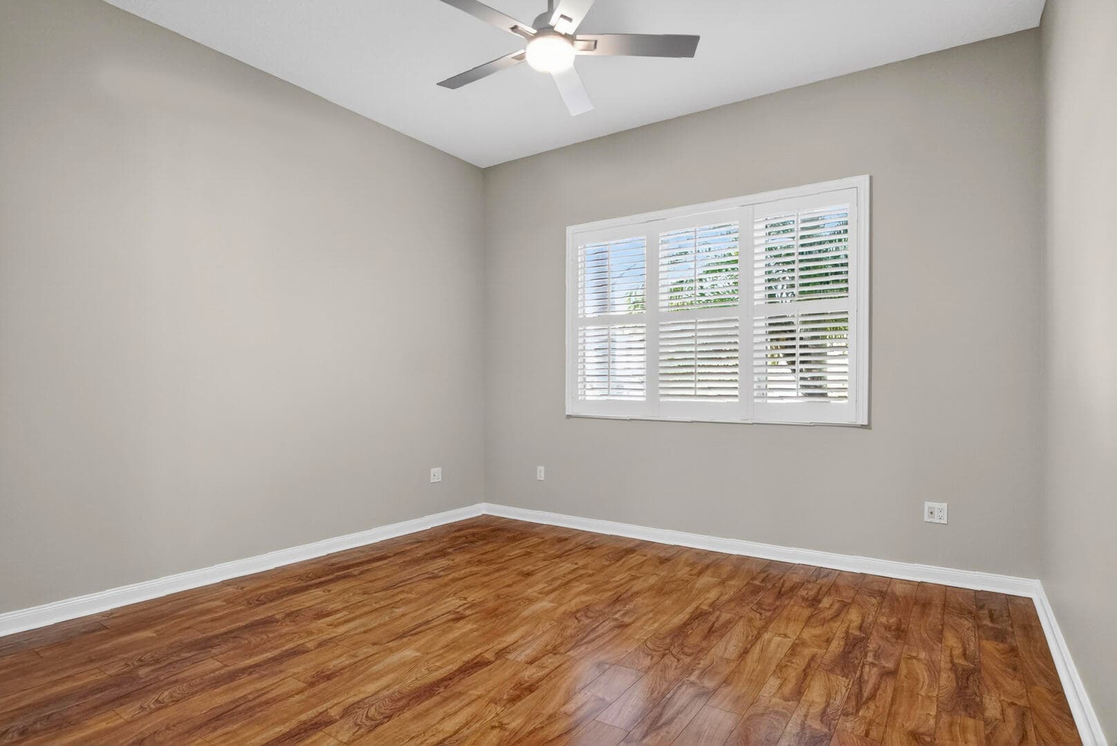 37 E Harbour Isle Dr Drive E 106, Fort Pierce, FL 34949 — photo 28 of 54