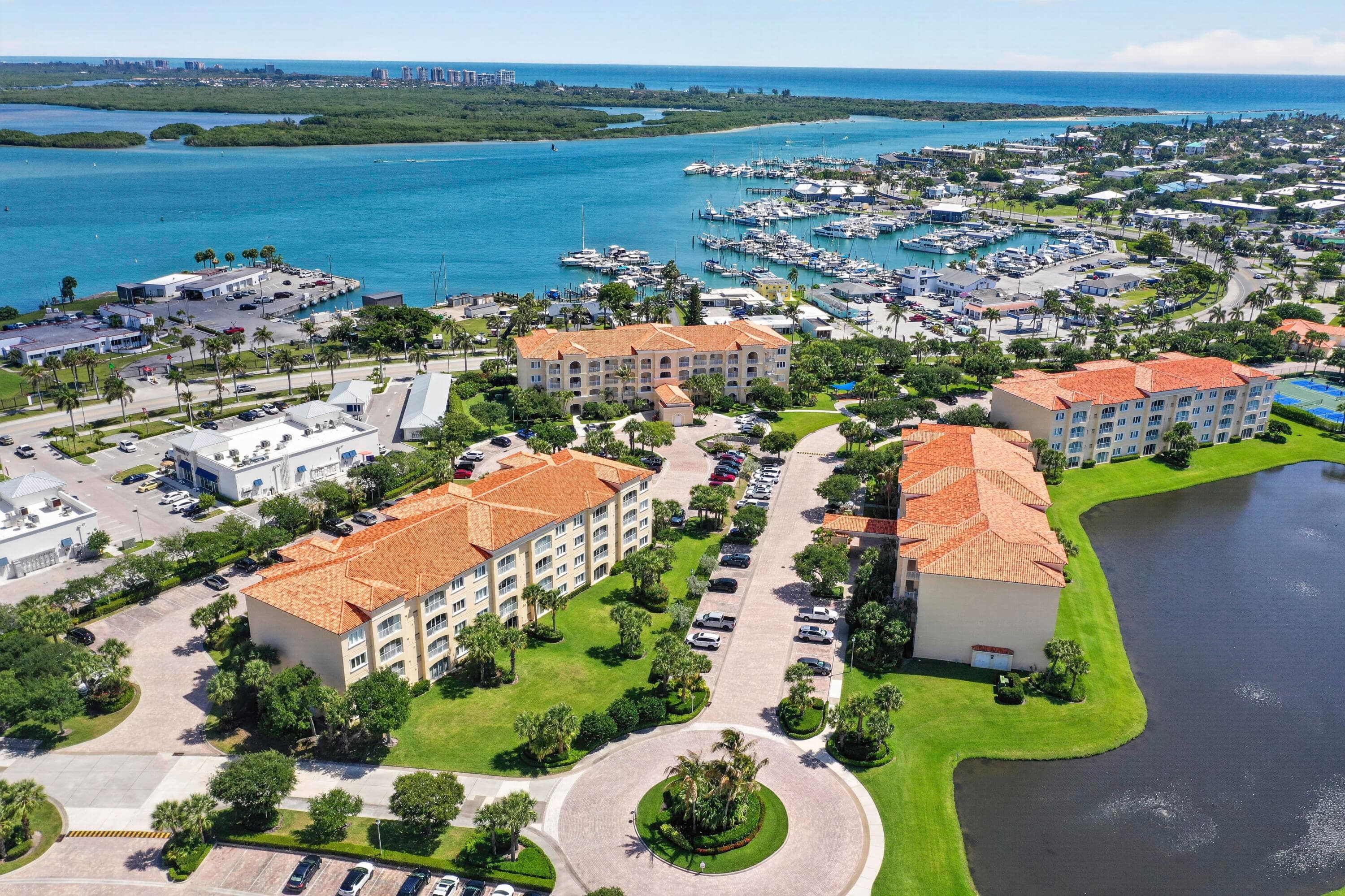 37 E Harbour Isle Dr Drive E 106, Fort Pierce, FL 34949 — photo 40 of 54
