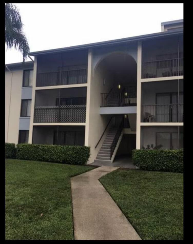 1105 Green Pine Boulevard C1, West Palm Beach, FL 33409 — photo