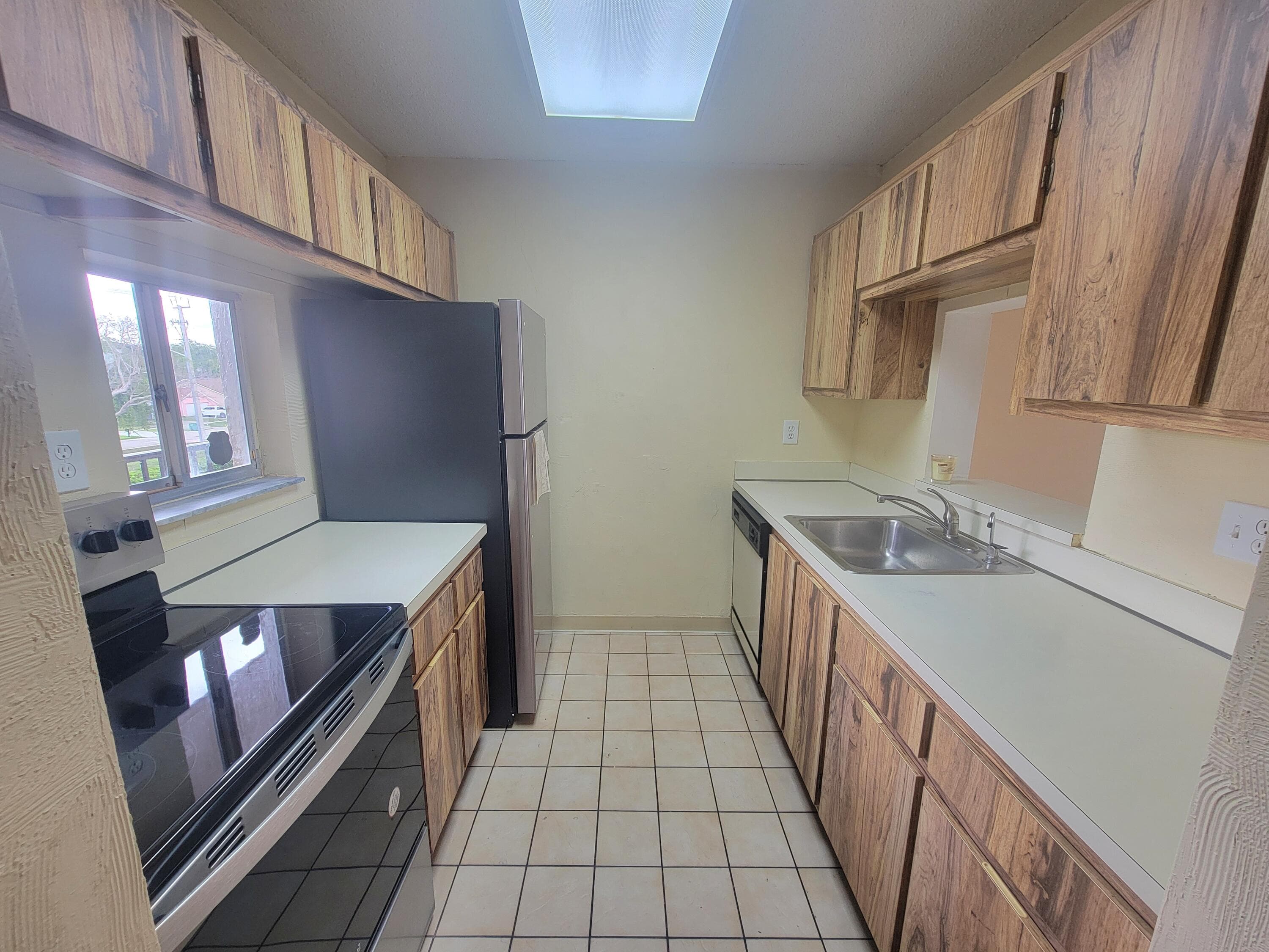 7900 NW 50th Street 304, Lauderhill, FL 33351 — photo 6 of 20