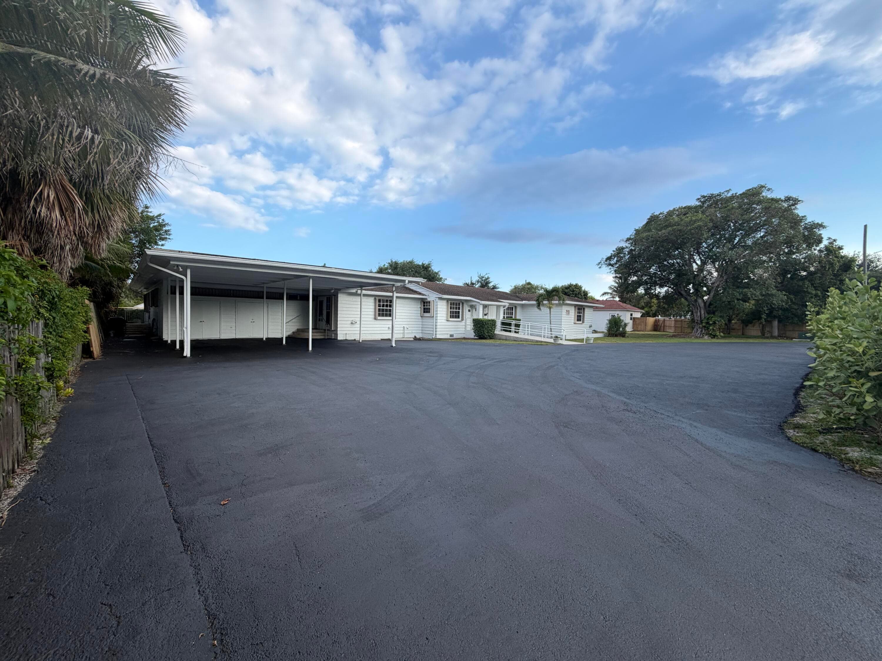 202 Palm Court, Delray Beach, FL 33444 — photo 10 of 18