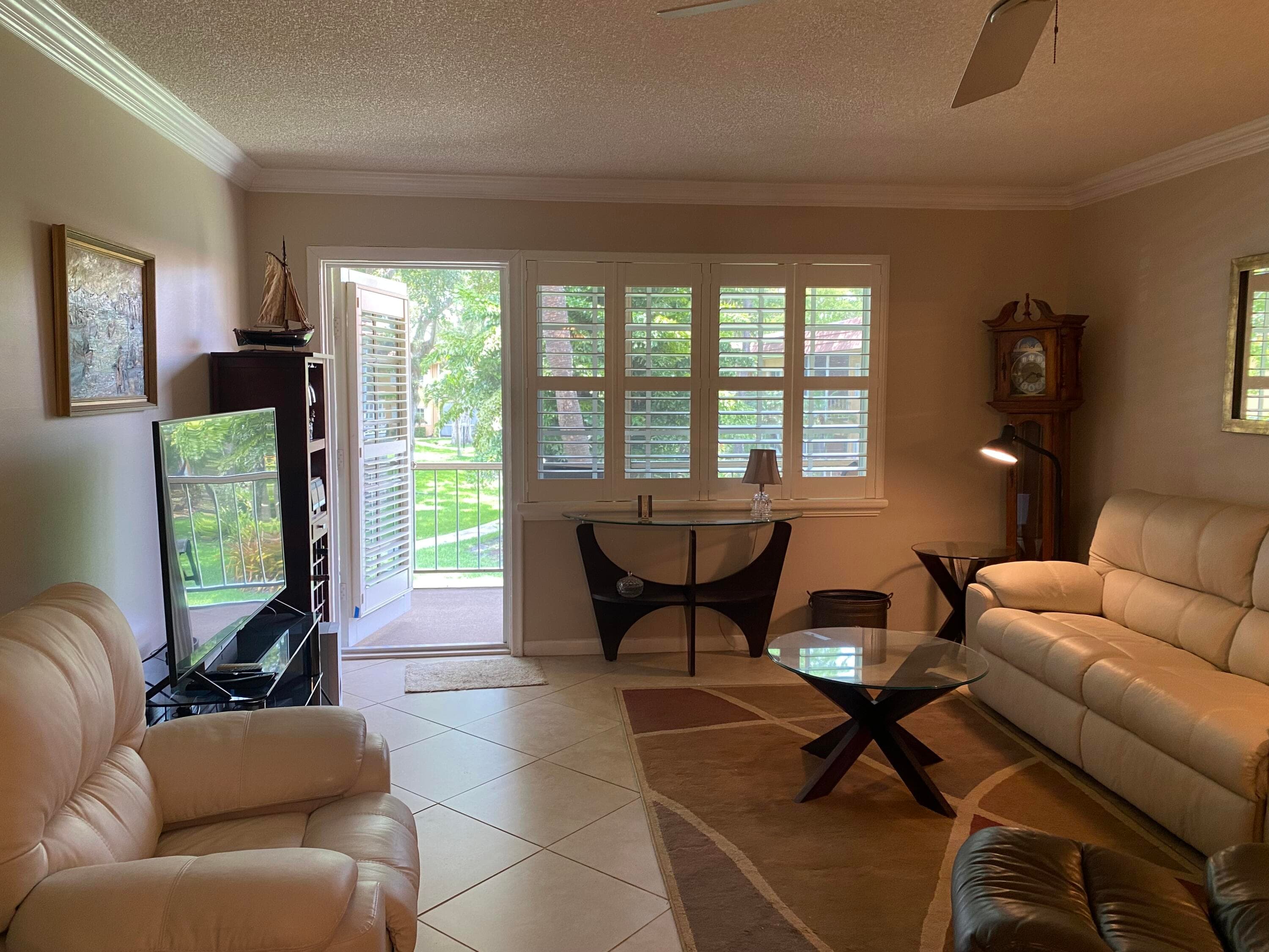 351 NE 19th Place 217k, Wilton Manors, FL 33305 — photo 2 of 18