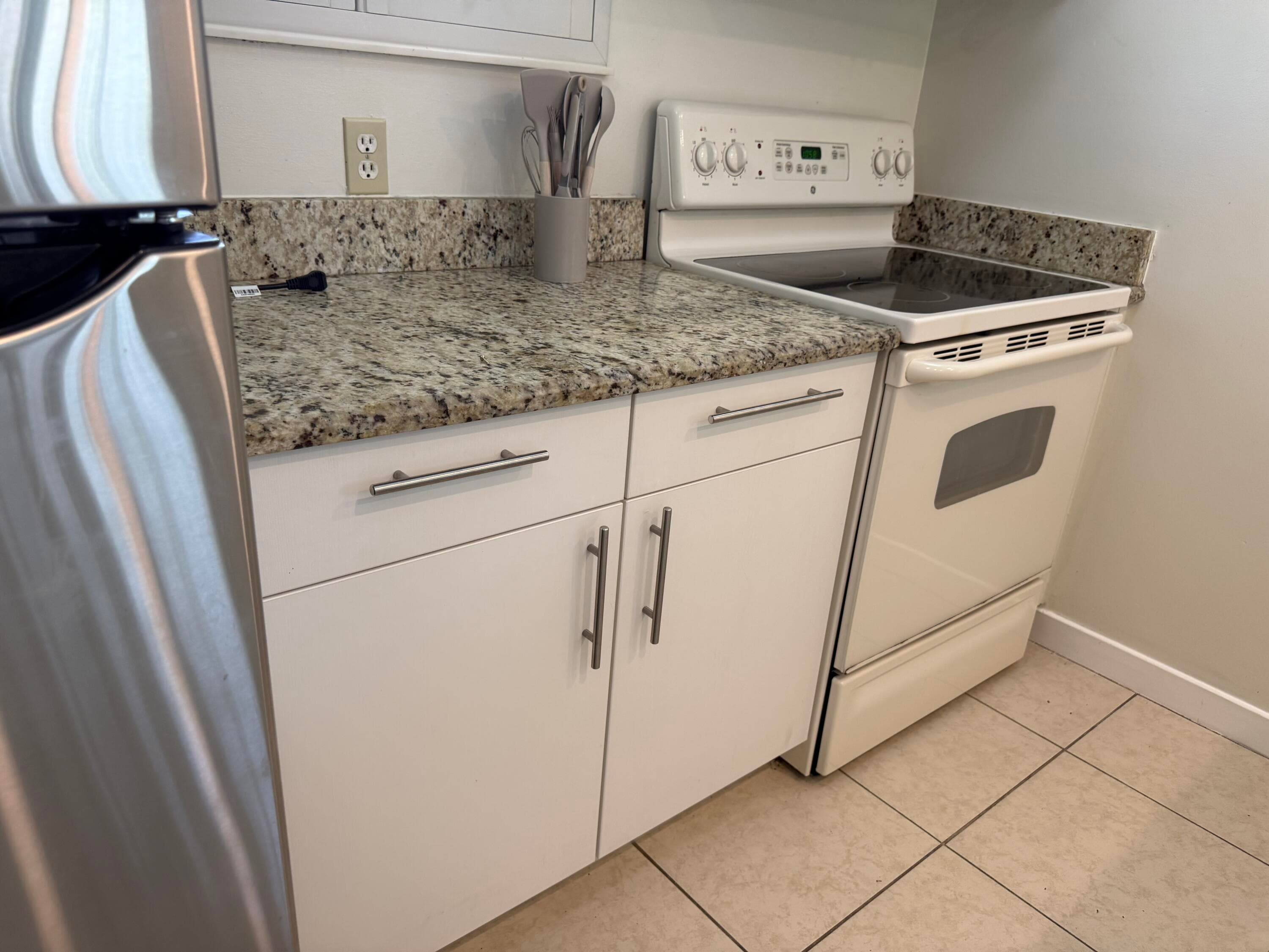 112 Club Drive, Palm Beach Gardens, FL 33418 — photo 11 of 27