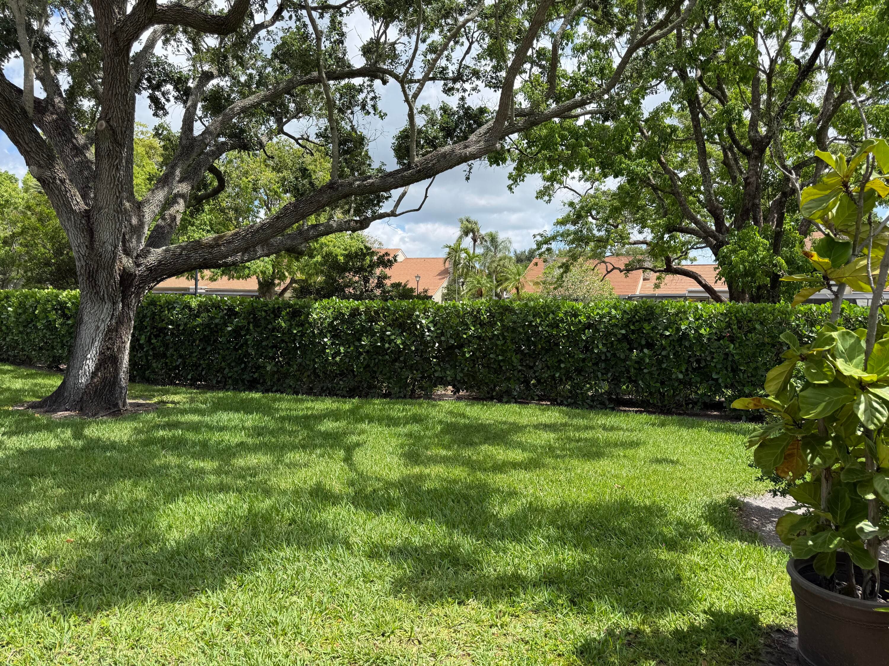 112 Club Drive, Palm Beach Gardens, FL 33418 — photo 5 of 27