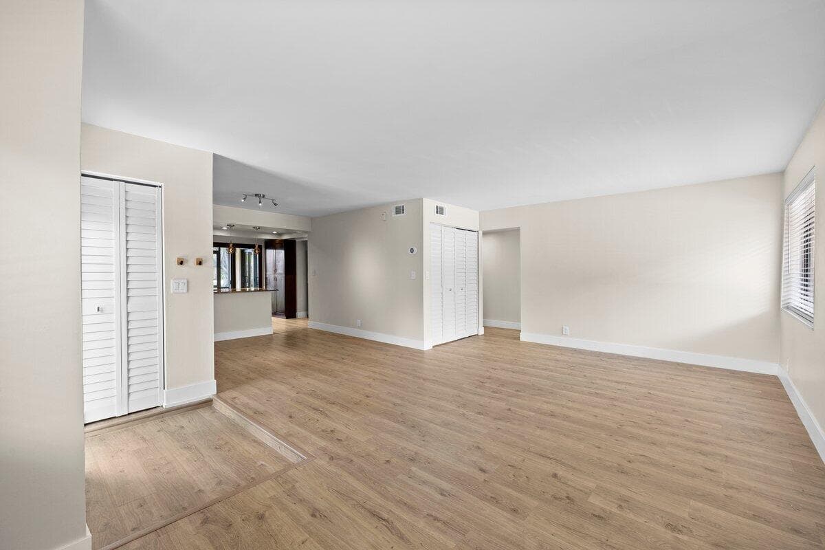 28 Wimbledon Lake Drive 222, Plantation, FL 33324 — photo 8 of 30