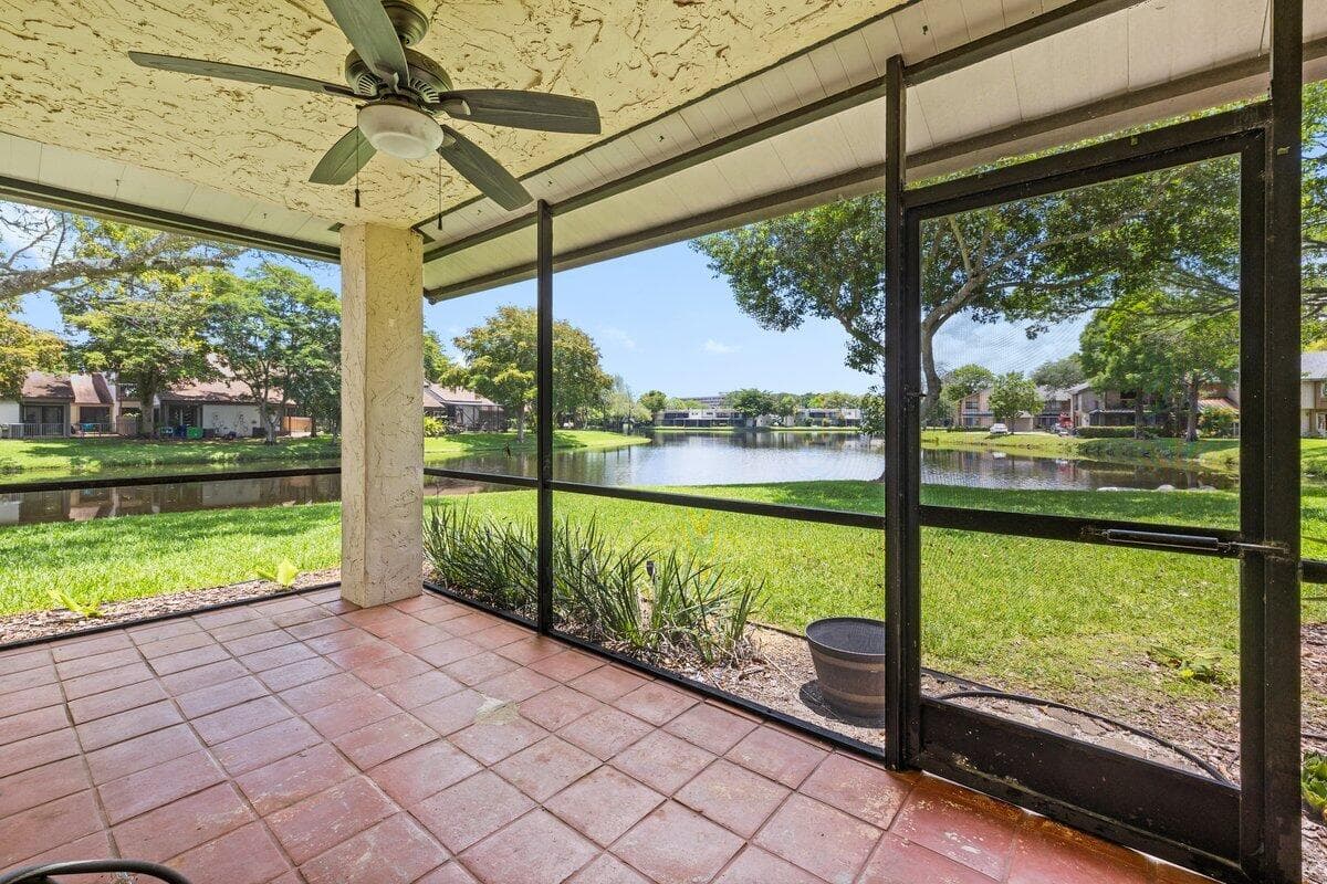 28 Wimbledon Lake Drive 222, Plantation, FL 33324 — photo 22 of 30