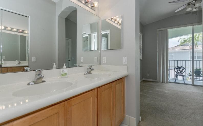 3019 Laurel Ridge Circle, Riviera Beach, FL 33404 — photo 3 of 12