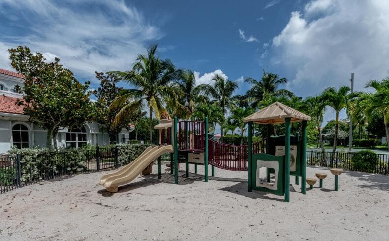 3019 Laurel Ridge Circle, Riviera Beach, FL 33404 — photo 11 of 12