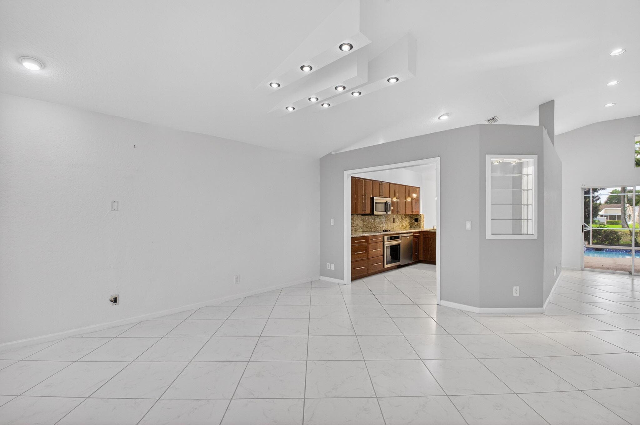 7558 Ironbridge Circle, Delray Beach, FL 33446 — photo 11 of 178