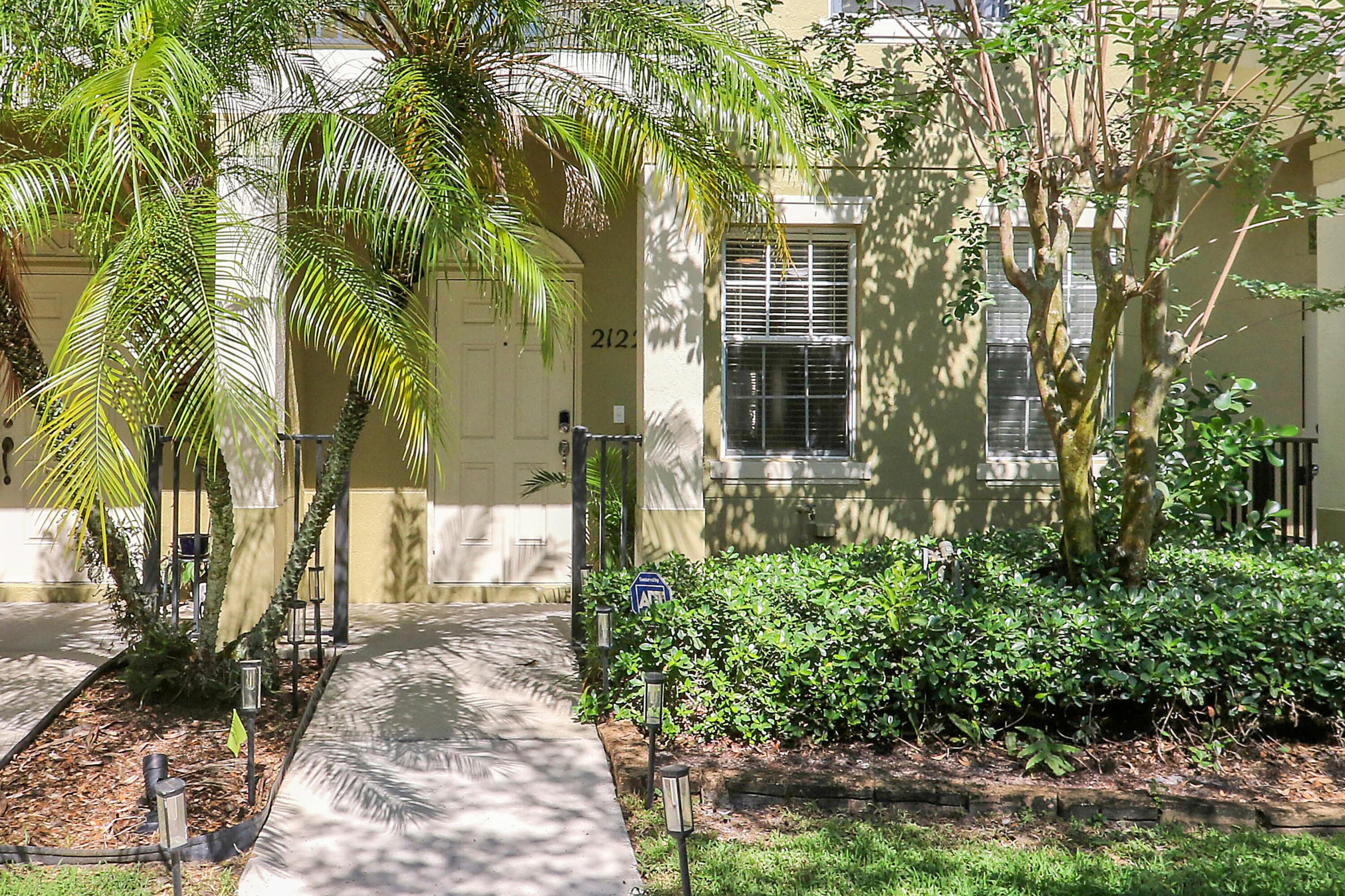 2122 SE Grand Drive, Port St. Lucie, FL 34952 — photo 2 of 38