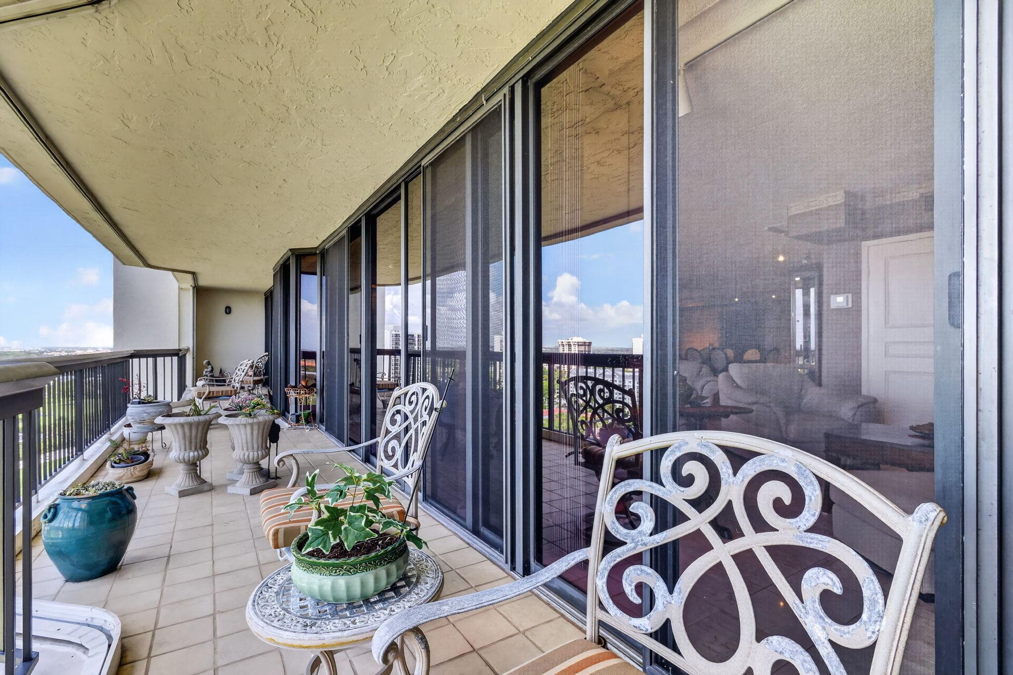 1900 Consulate Place 1705, West Palm Beach, FL 33401 — photo 34 of 60