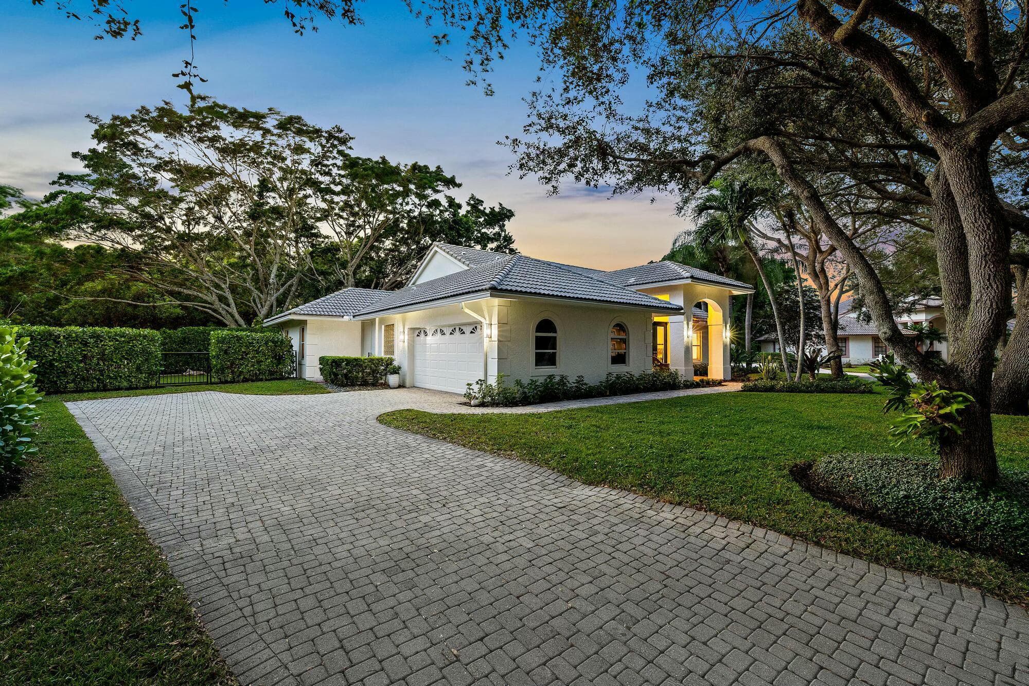 9927 SE Canary Palm Way, Jupiter, FL 33469 — photo 2 of 30