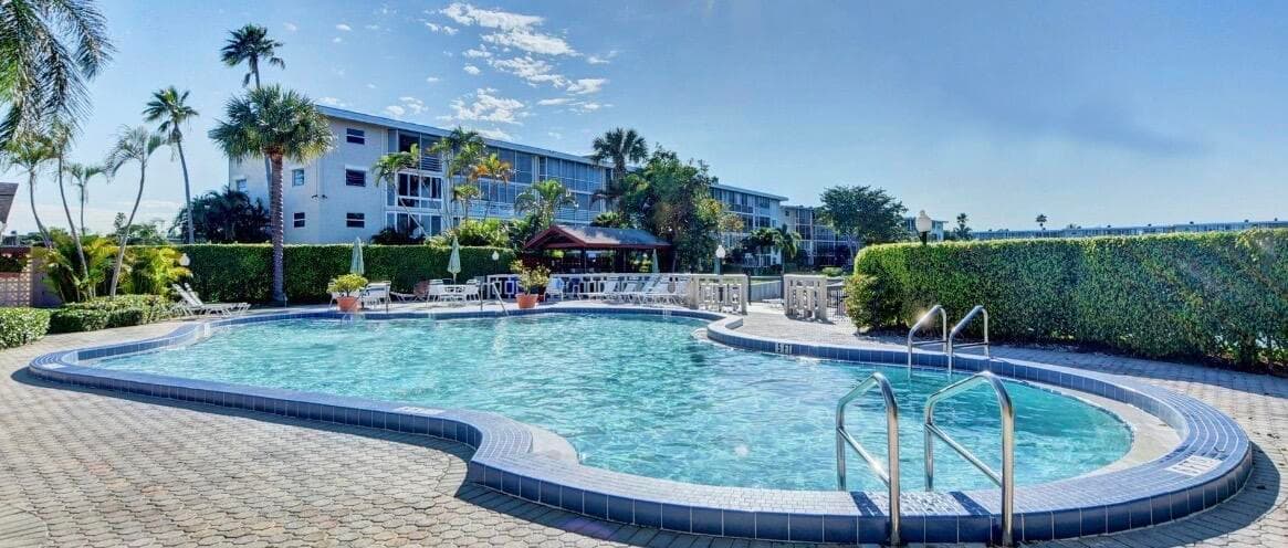 2855 Garden Drive S 102, Lake Worth Beach, FL 33461 — photo 30 of 44