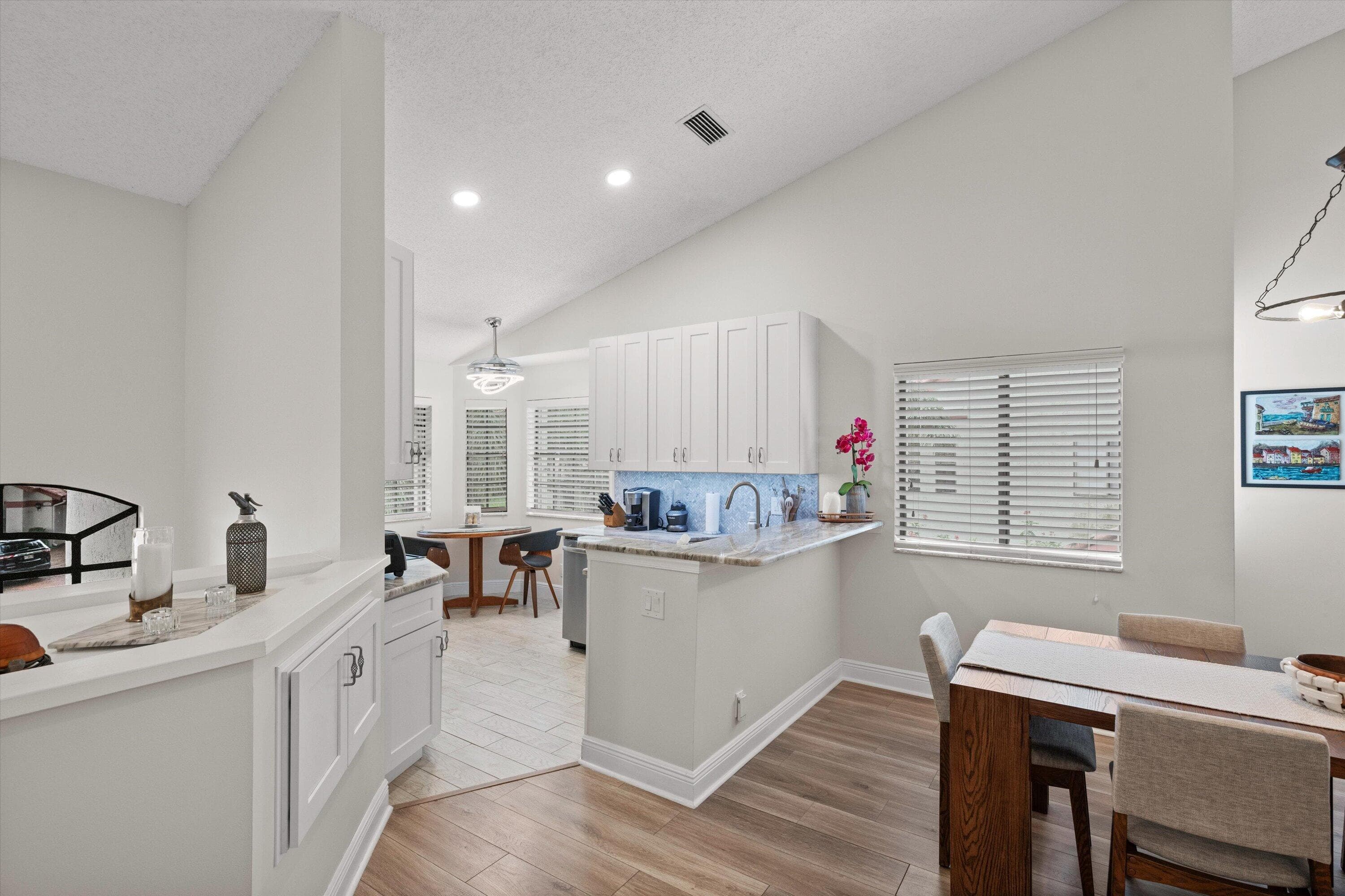 7665 Lexington Club Boulevard C, Delray Beach, FL 33446 — photo 13 of 34