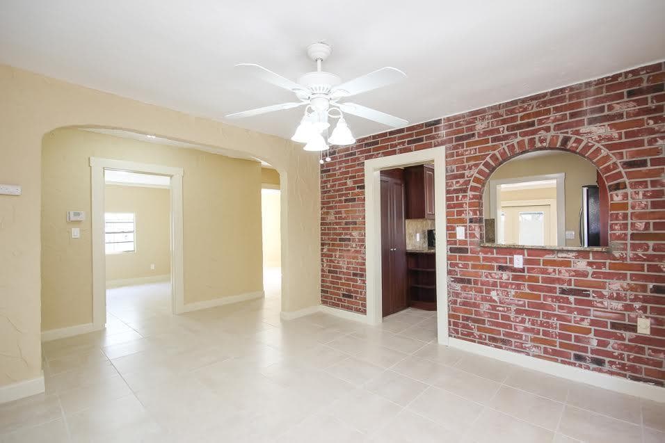 410 Franklin Road, West Palm Beach, FL 33405 — photo 10 of 15