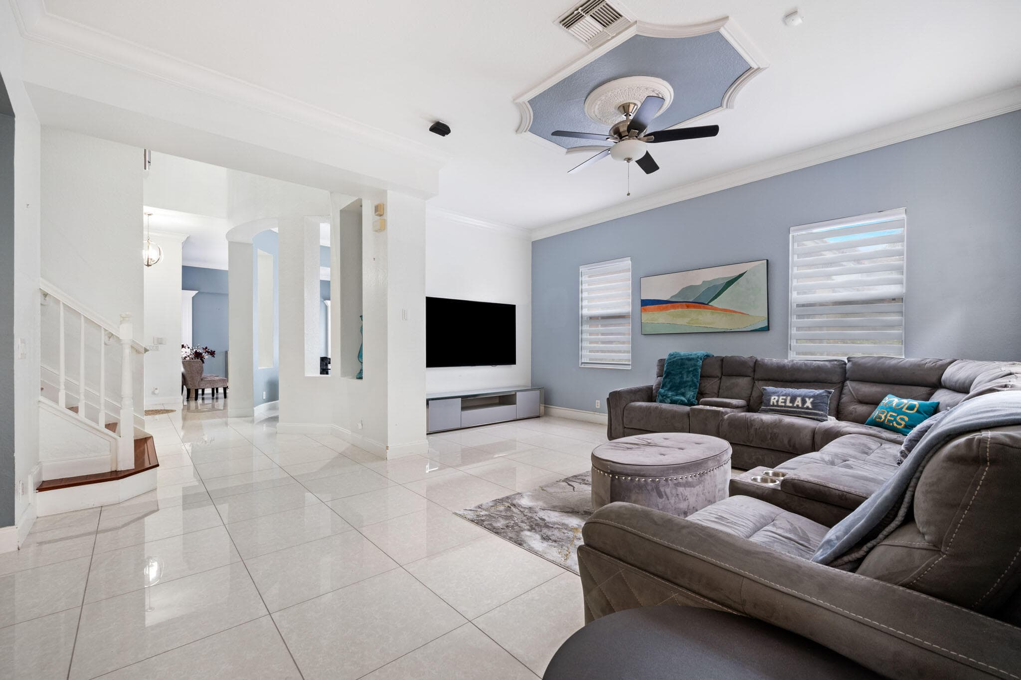 658 Cresta Circle, West Palm Beach, FL 33413 — photo 10 of 44