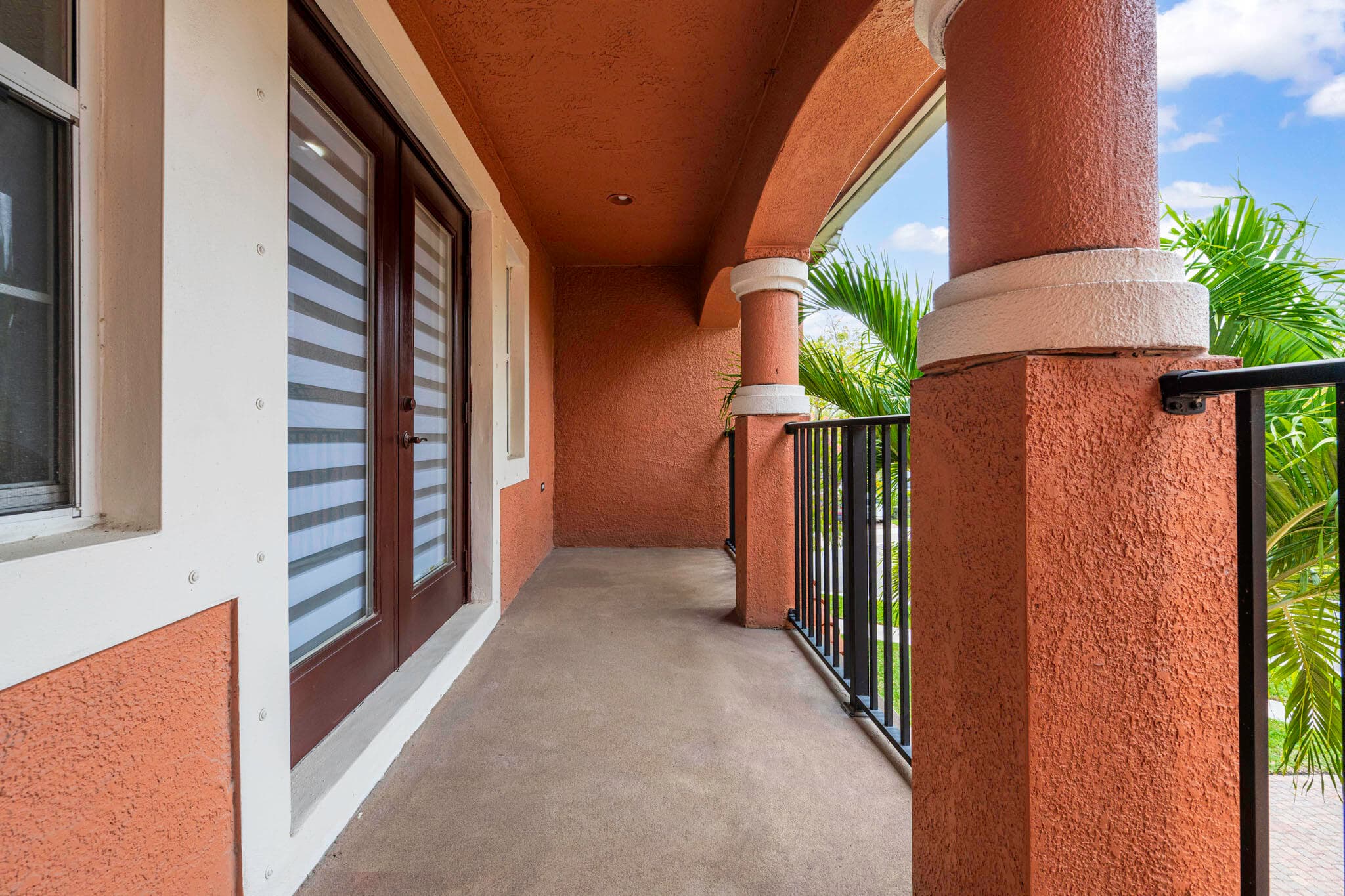 658 Cresta Circle, West Palm Beach, FL 33413 — photo 22 of 44