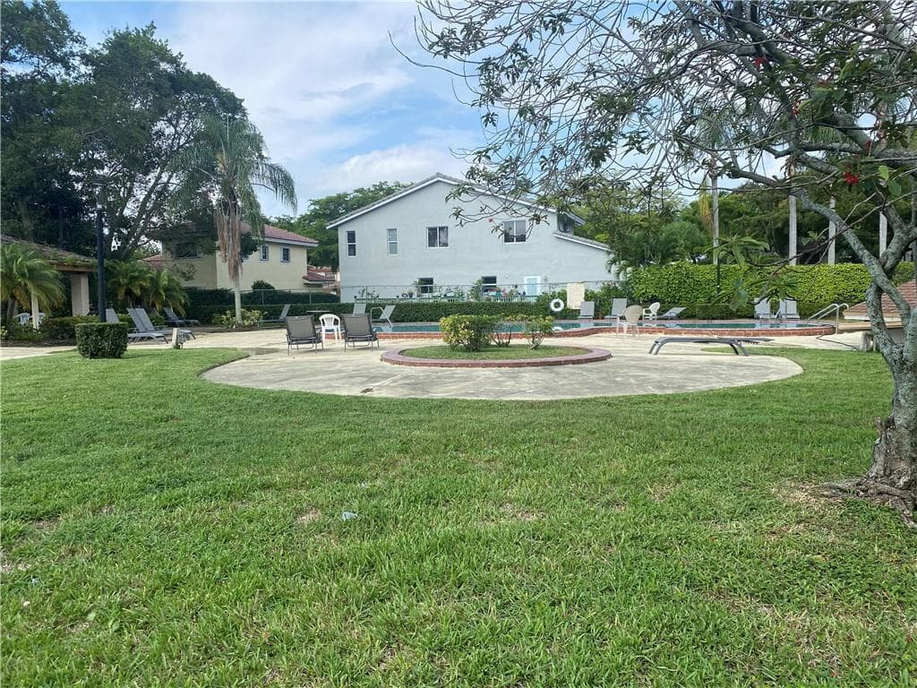 191 Wimbledon Lakes Drive, Plantation, FL 33324 — photo 23 of 24
