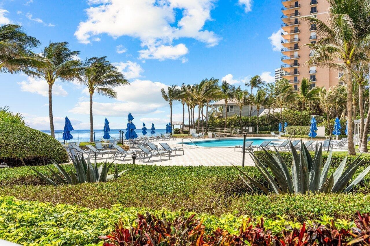 5200 N Ocean Drive 102, Singer Island, FL 33404 — photo 5 of 39