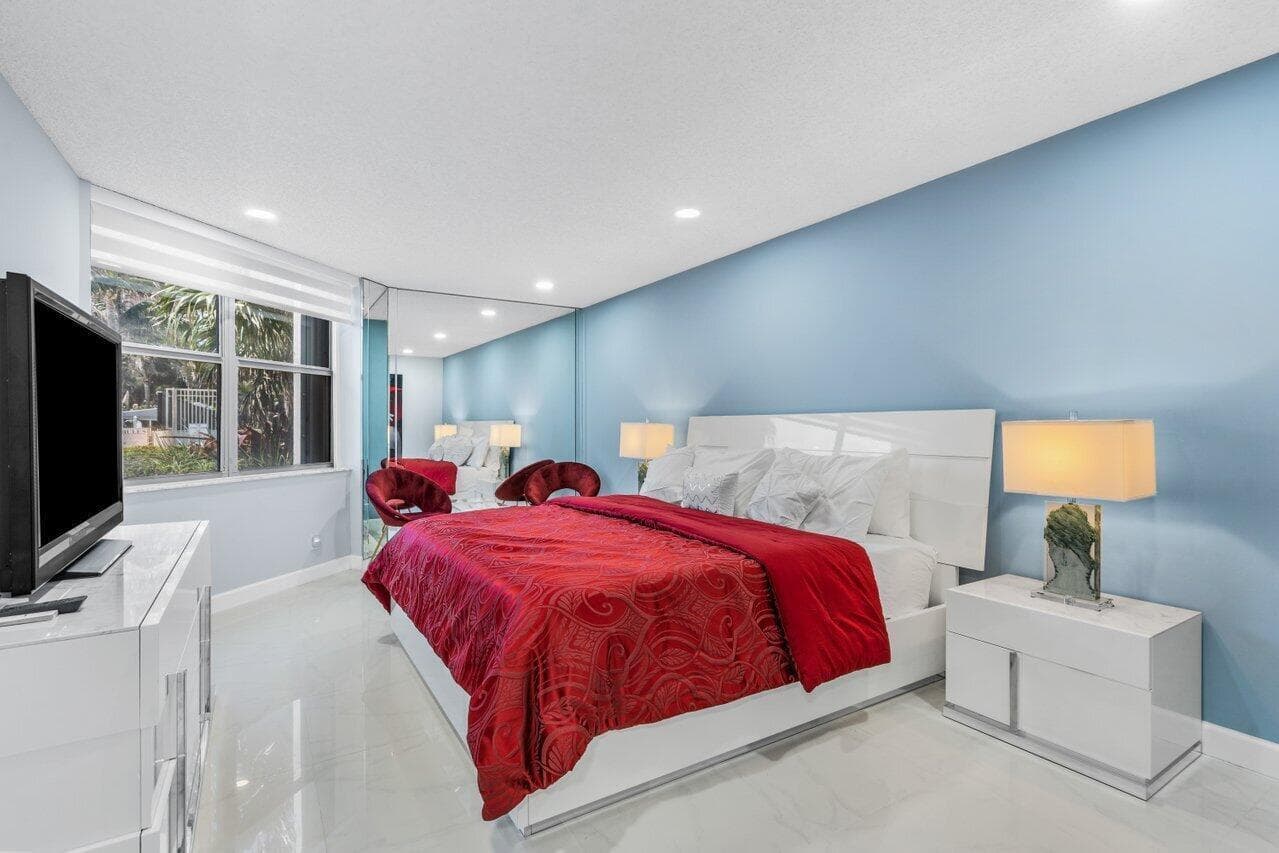 5200 N Ocean Drive 102, Riviera Beach, FL 33404 — photo 31 of 38