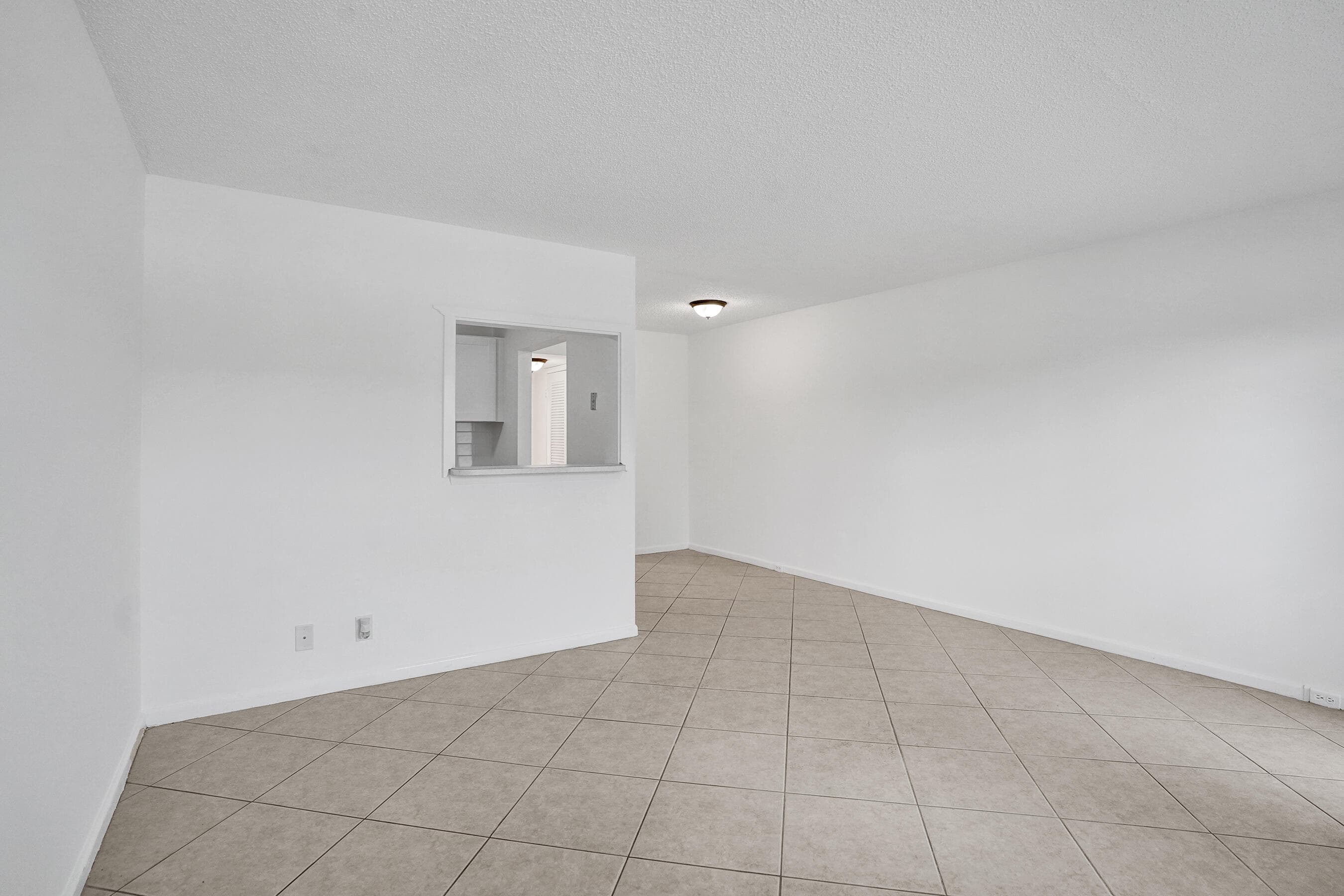 91 Tilford E, Deerfield Beach, FL 33442 — photo 5 of 26