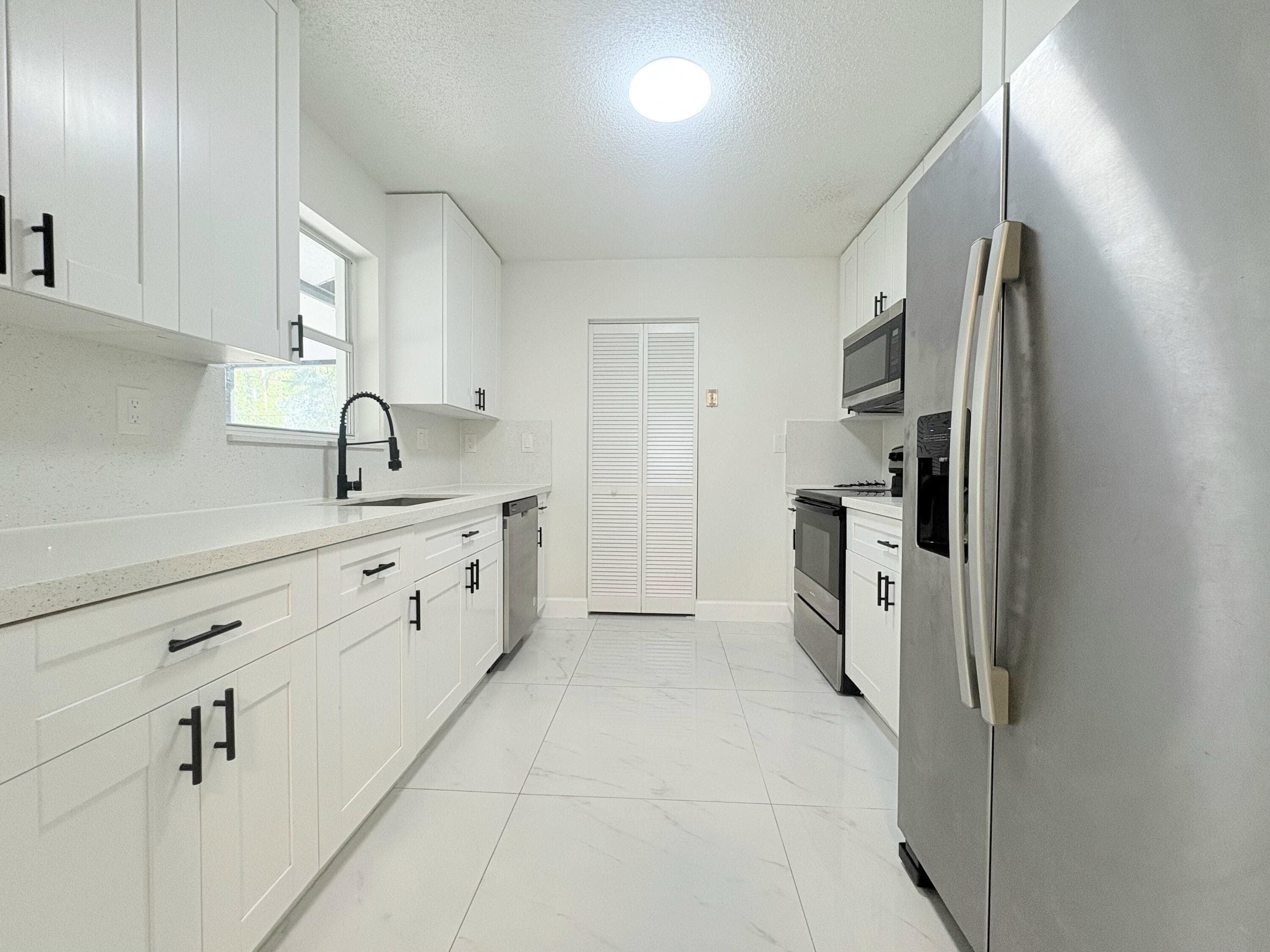 14523 Flamingo Road, Loxahatchee Groves, FL 33470 — photo 13 of 50