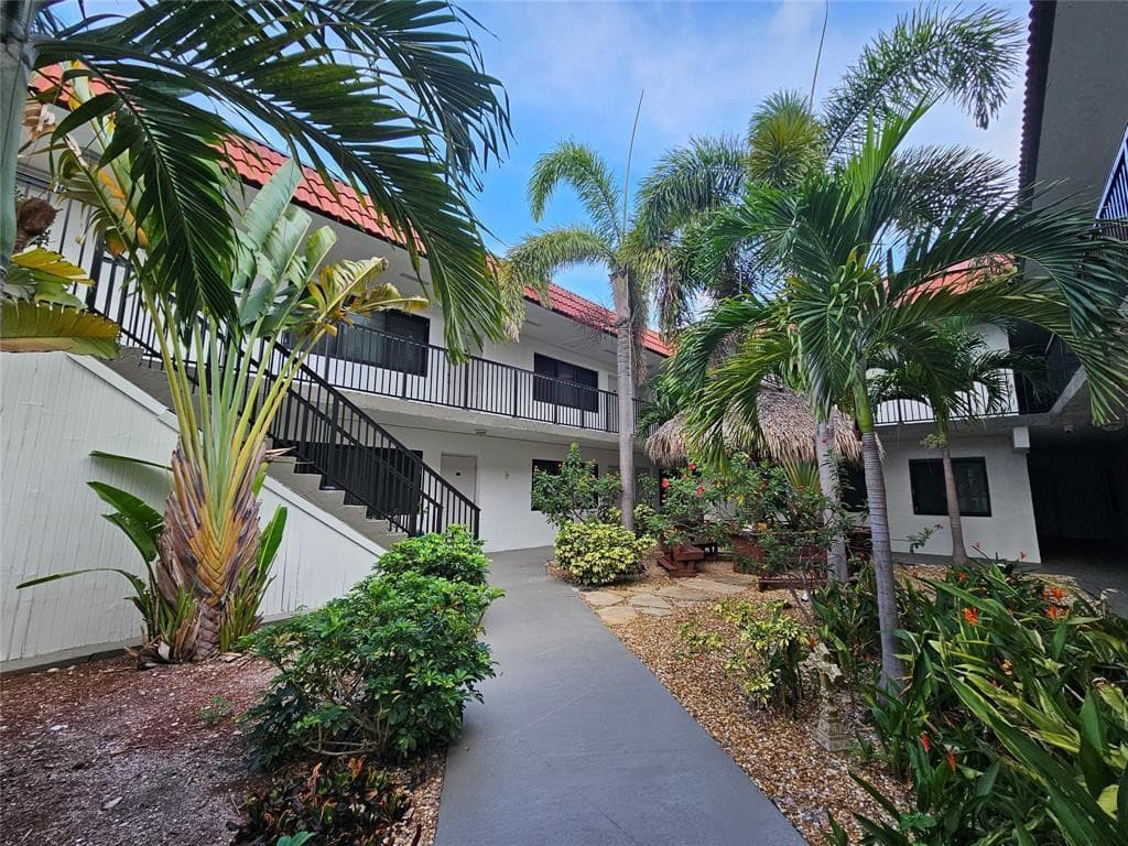 2201 NE 36th Street 105, Lighthouse Point, FL 33064 — photo 23 of 25