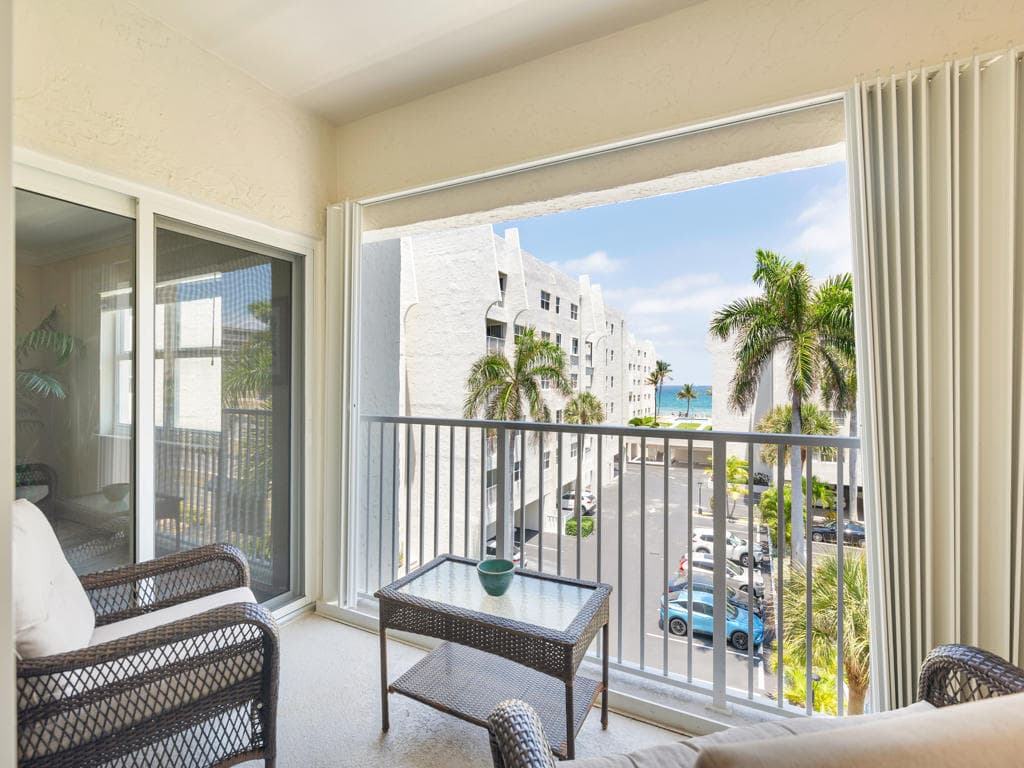 3520 S Ocean Boulevard H404, South Palm Beach, FL 33480 — photo 3 of 33
