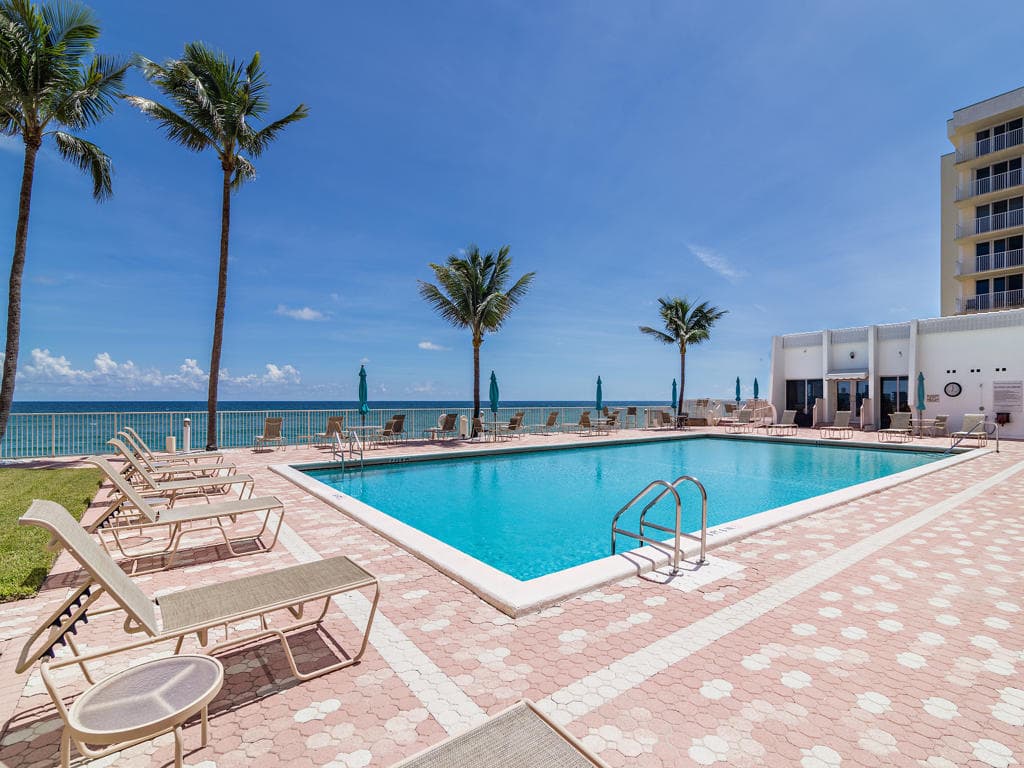 3520 S Ocean Boulevard H404, South Palm Beach, FL 33480 — photo 19 of 33