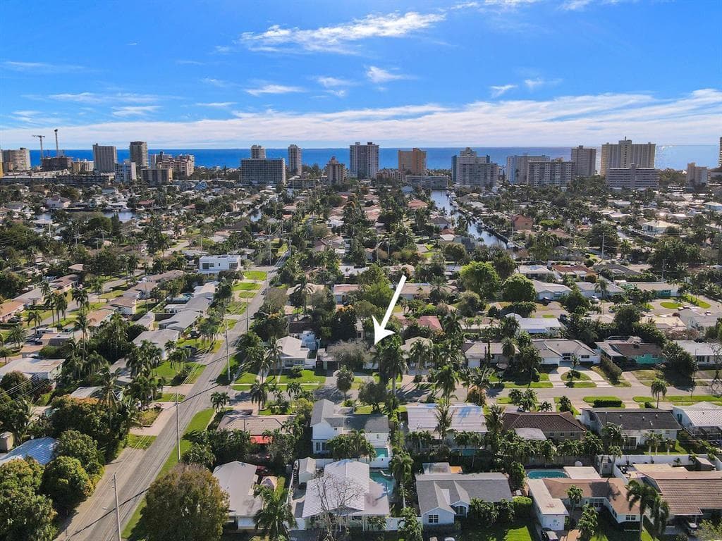 708 NE 24th Avenue, Pompano Beach, FL 33062 — photo 38 of 48