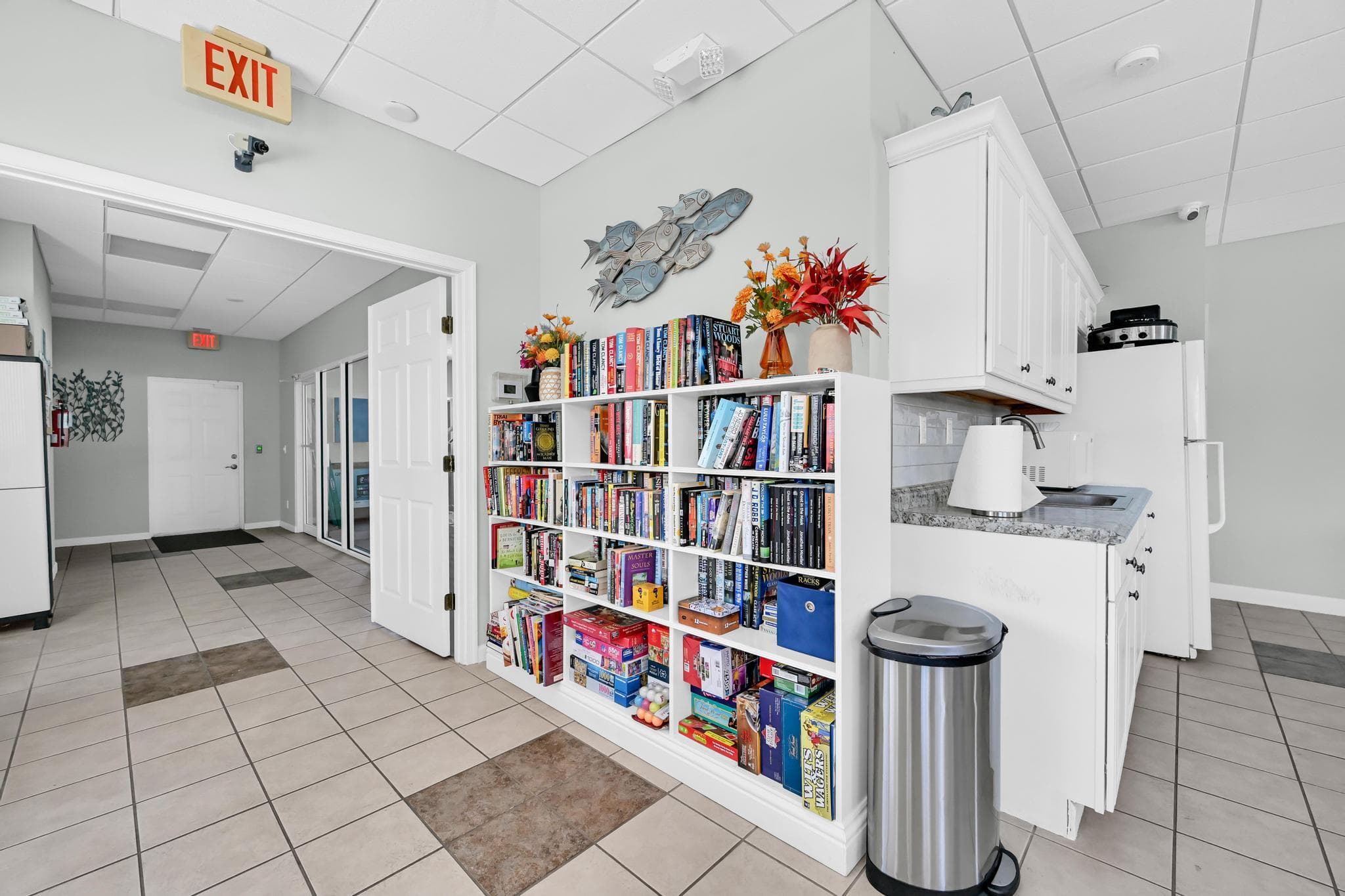 568 7th Square, Vero Beach, FL 32962 — photo 32 of 46