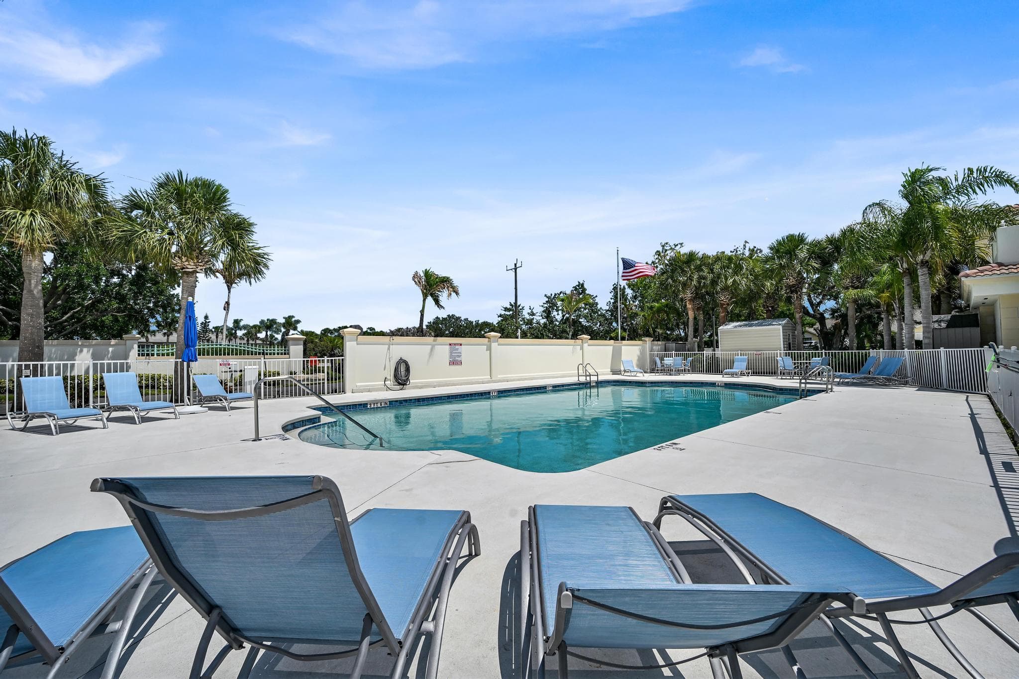 568 7th Square, Vero Beach, FL 32962 — photo 36 of 46