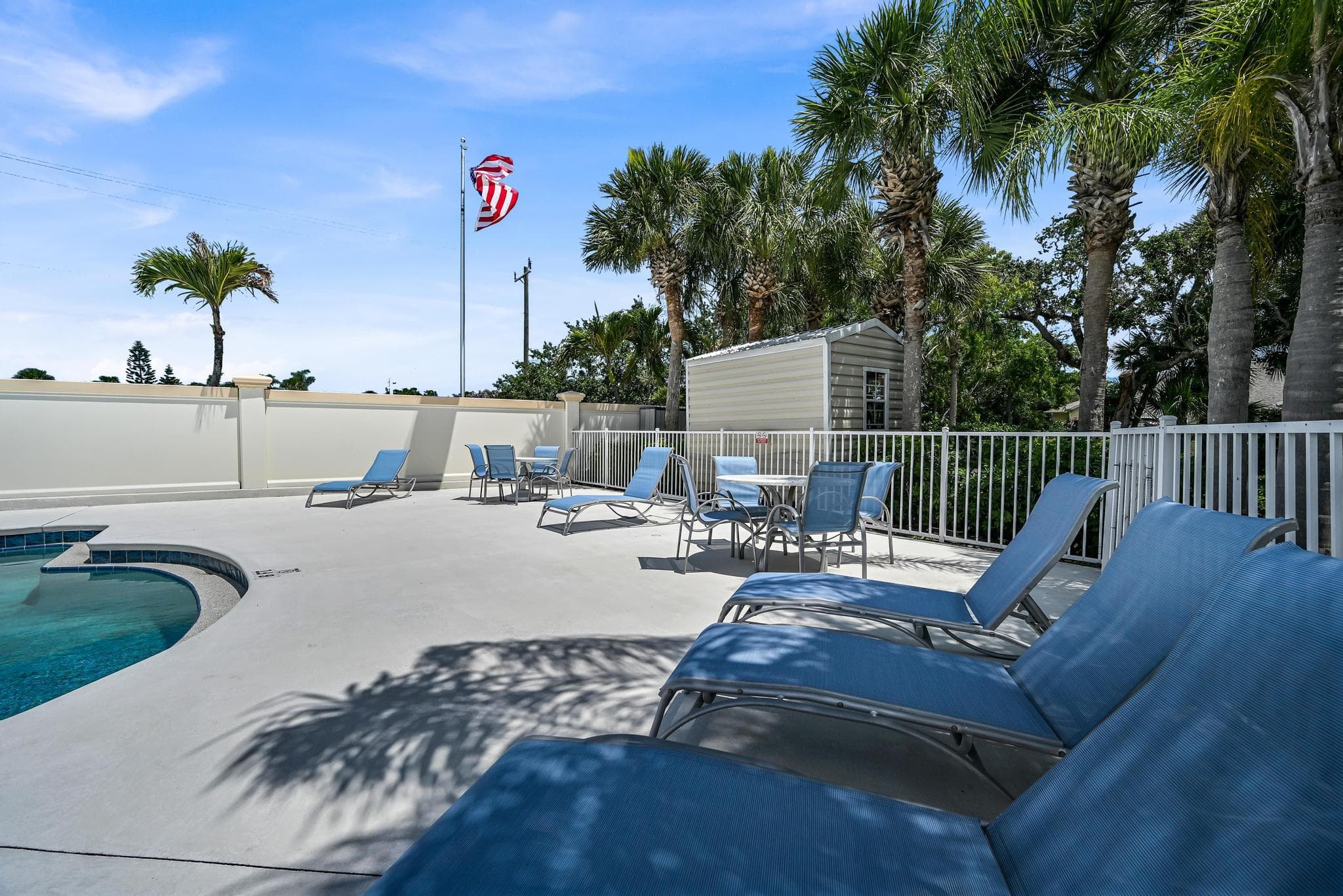 568 7th Square, Vero Beach, FL 32962 — photo 37 of 46