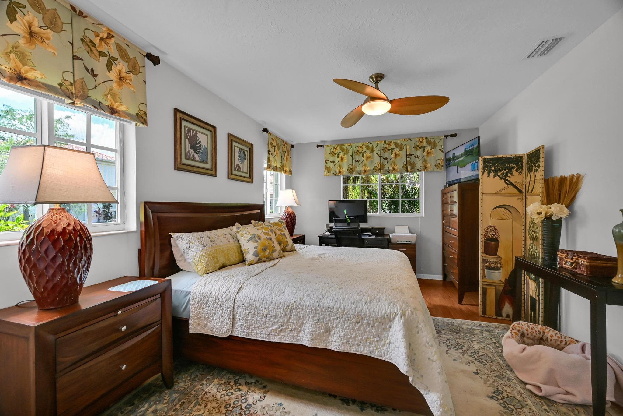 568 7th Square, Vero Beach, FL 32962 — photo 19 of 46