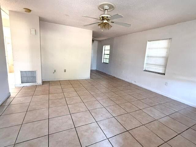 301 N 20th Street, Fort Pierce, FL 34950 — photo 3 of 8