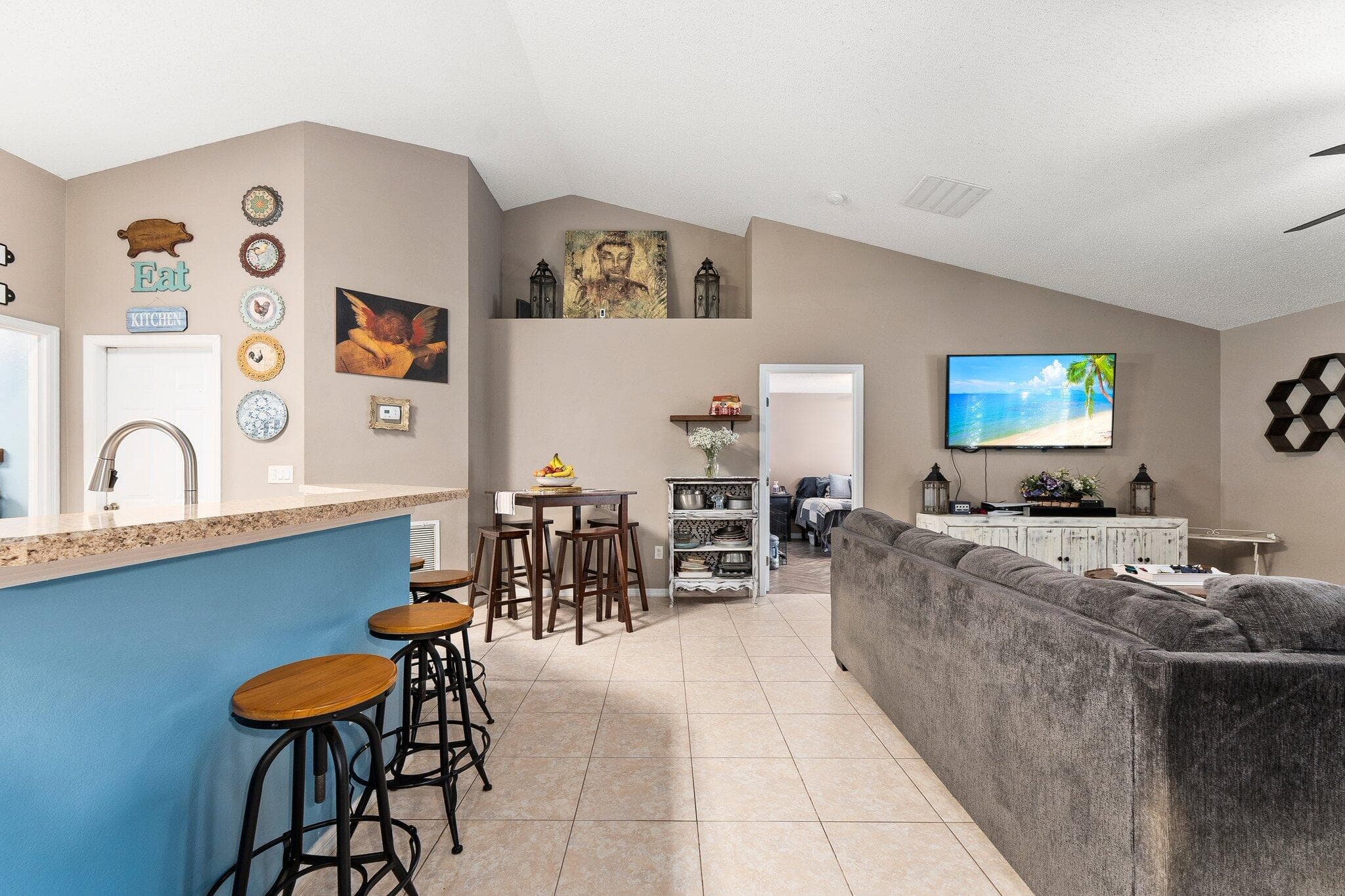 6610 NW Omega Road, Port St. Lucie, FL 34983 — photo 12 of 34